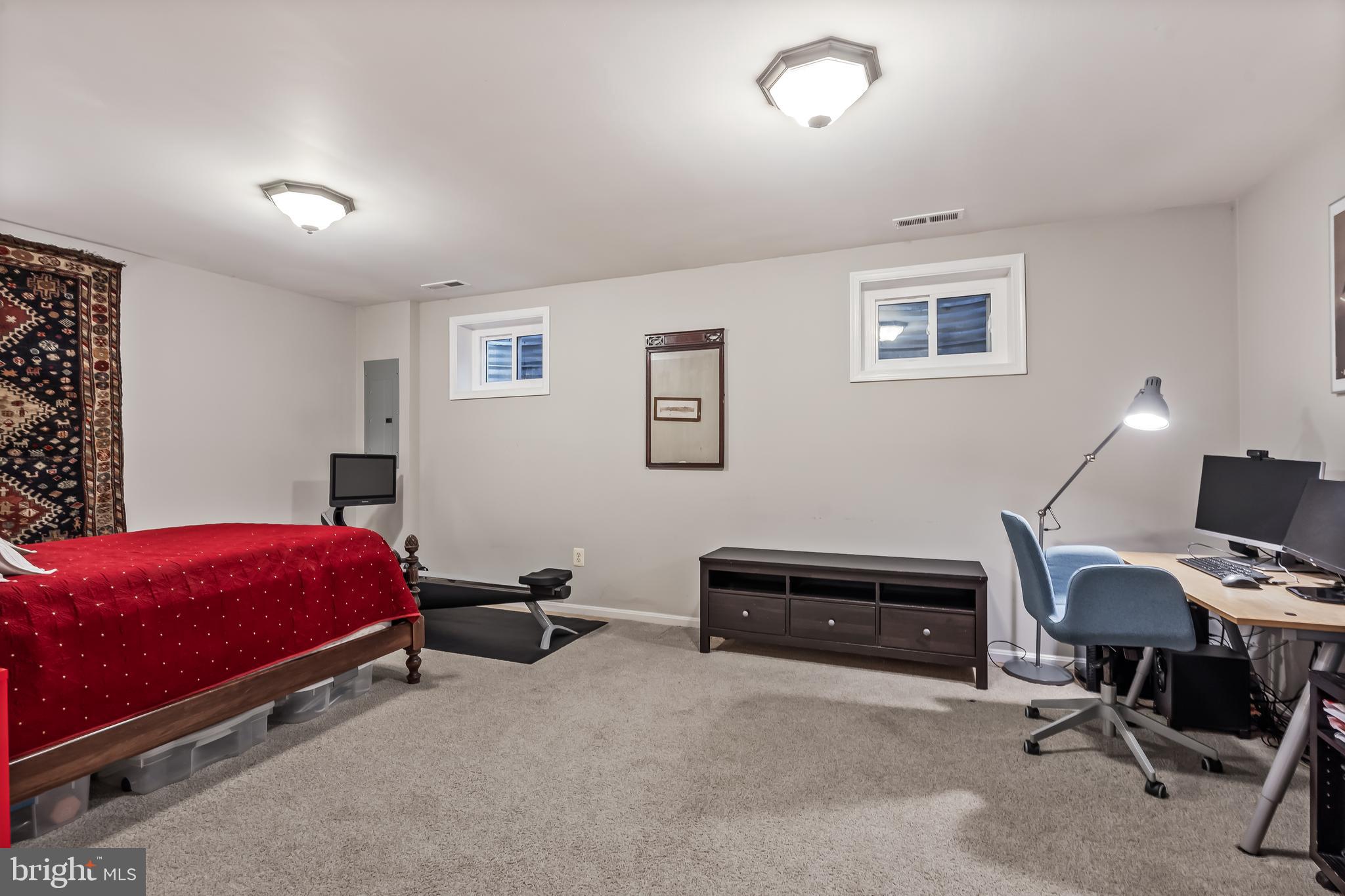 STONELEIGH - Residential Lease