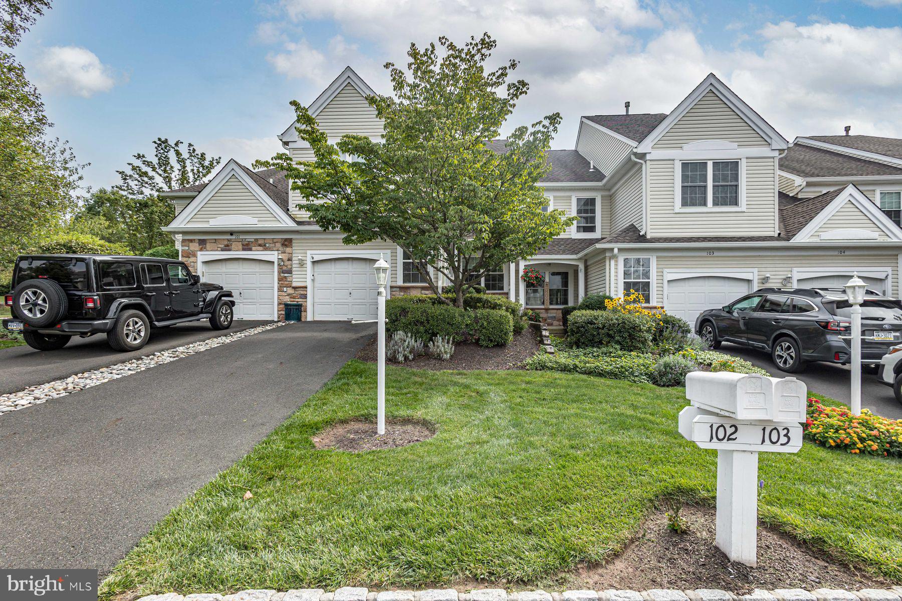 WILSHIRE HUNT - Residential