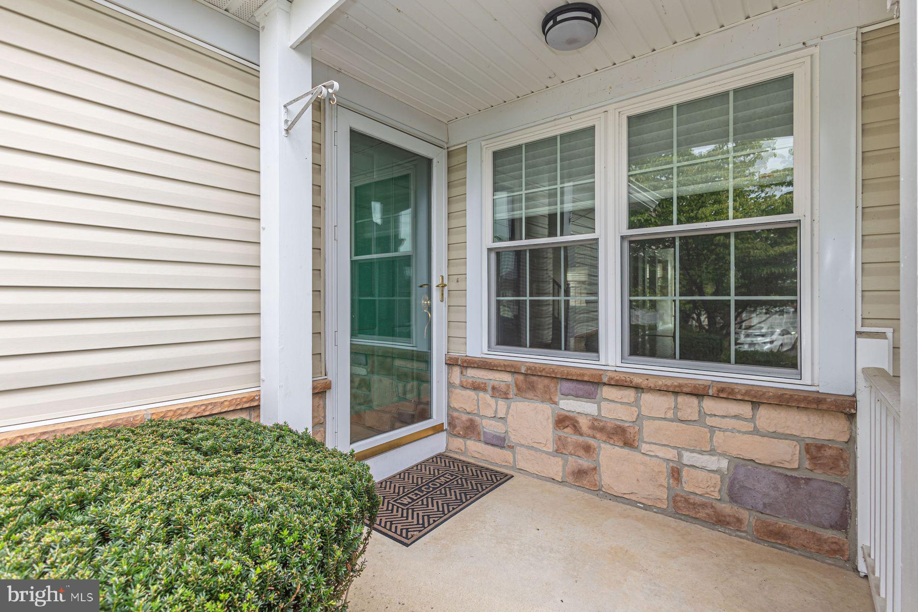 WILSHIRE HUNT - Residential