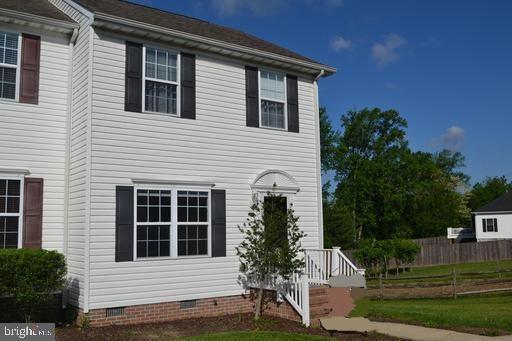 WAYLANDS - Residential Lease