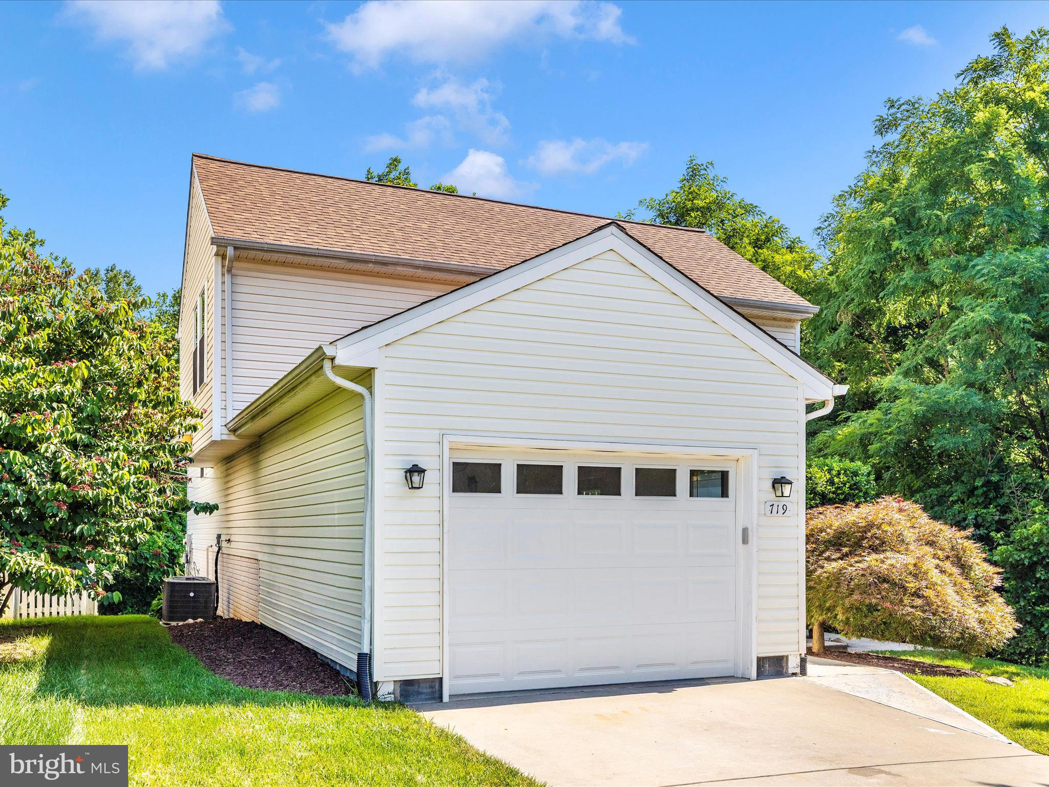 BRUNSWICK - Residential