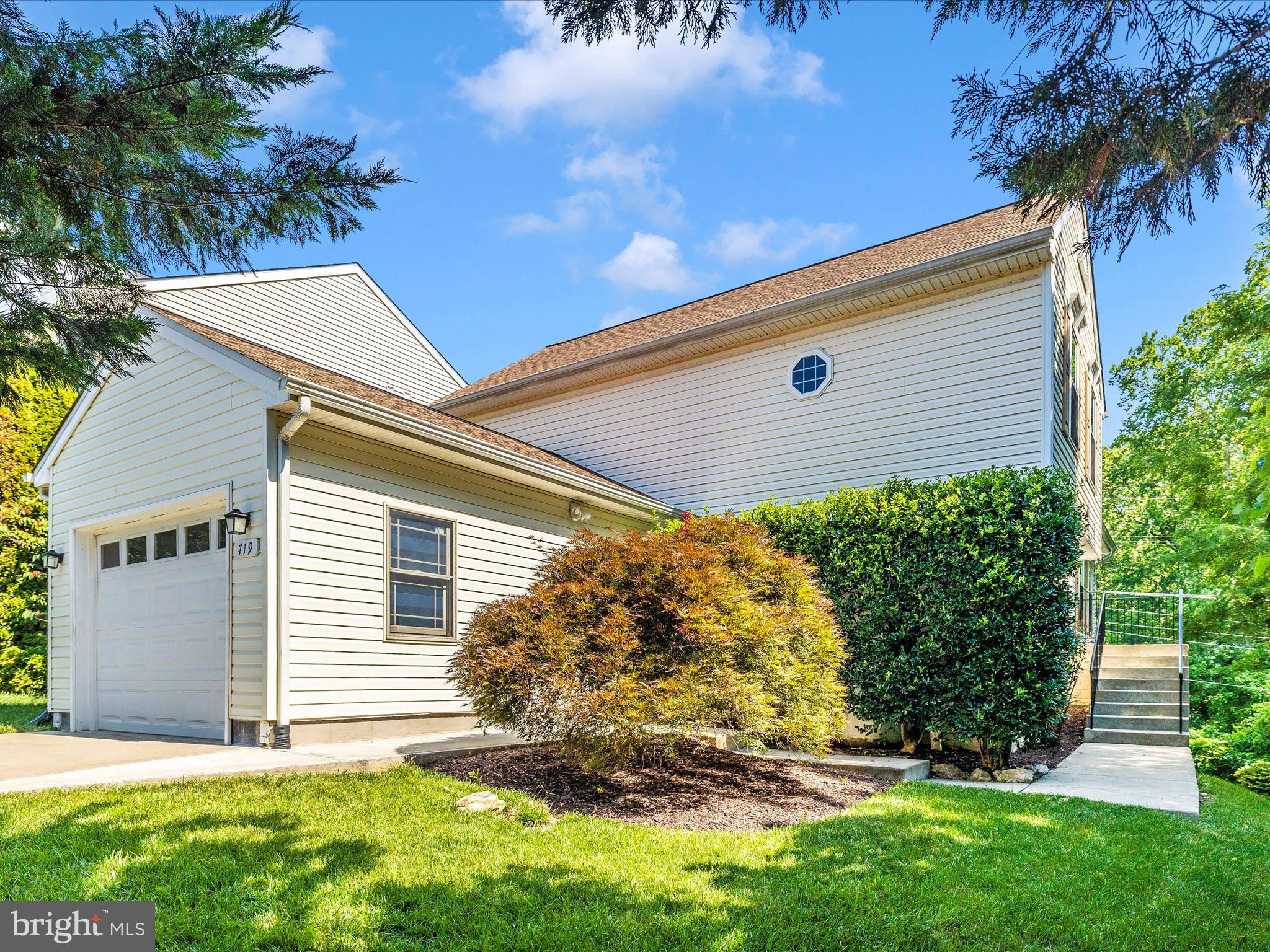 BRUNSWICK - Residential