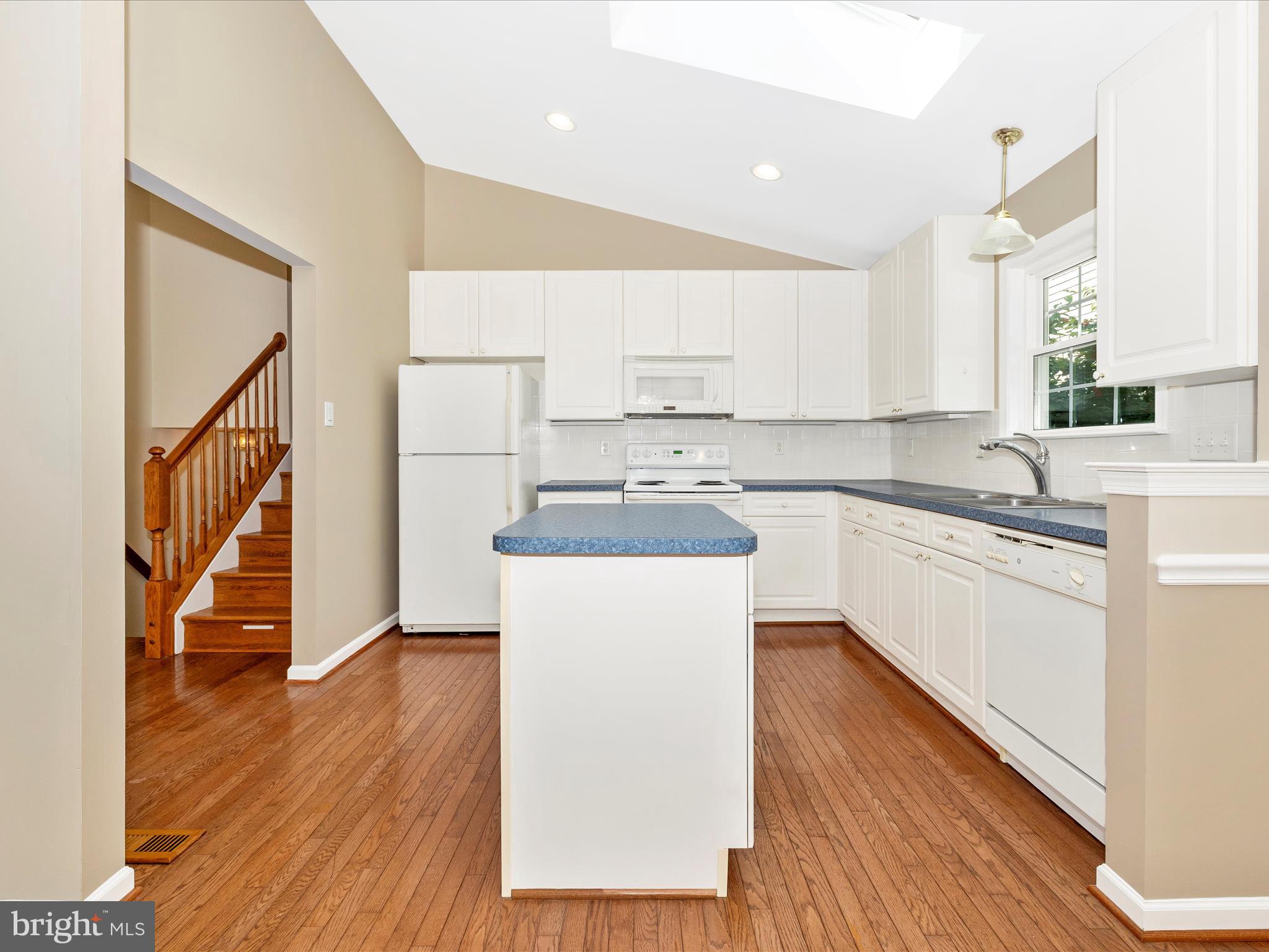 BRUNSWICK - Residential