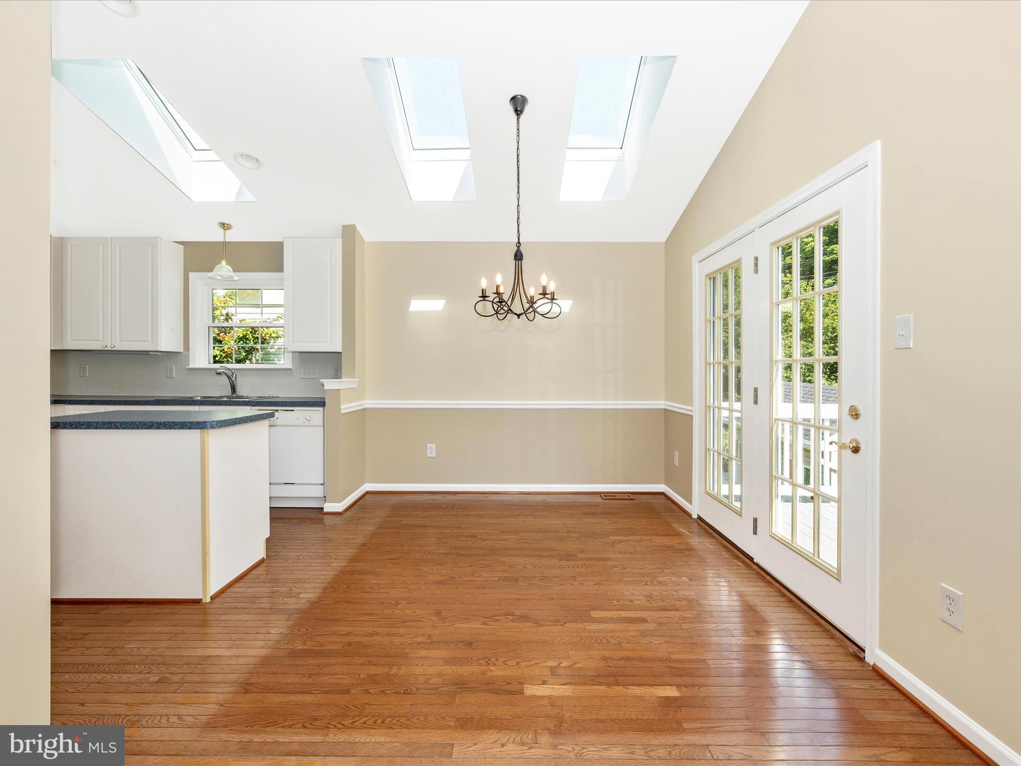 BRUNSWICK - Residential