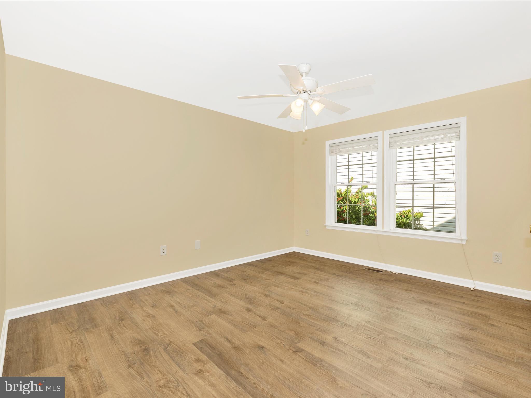 BRUNSWICK - Residential