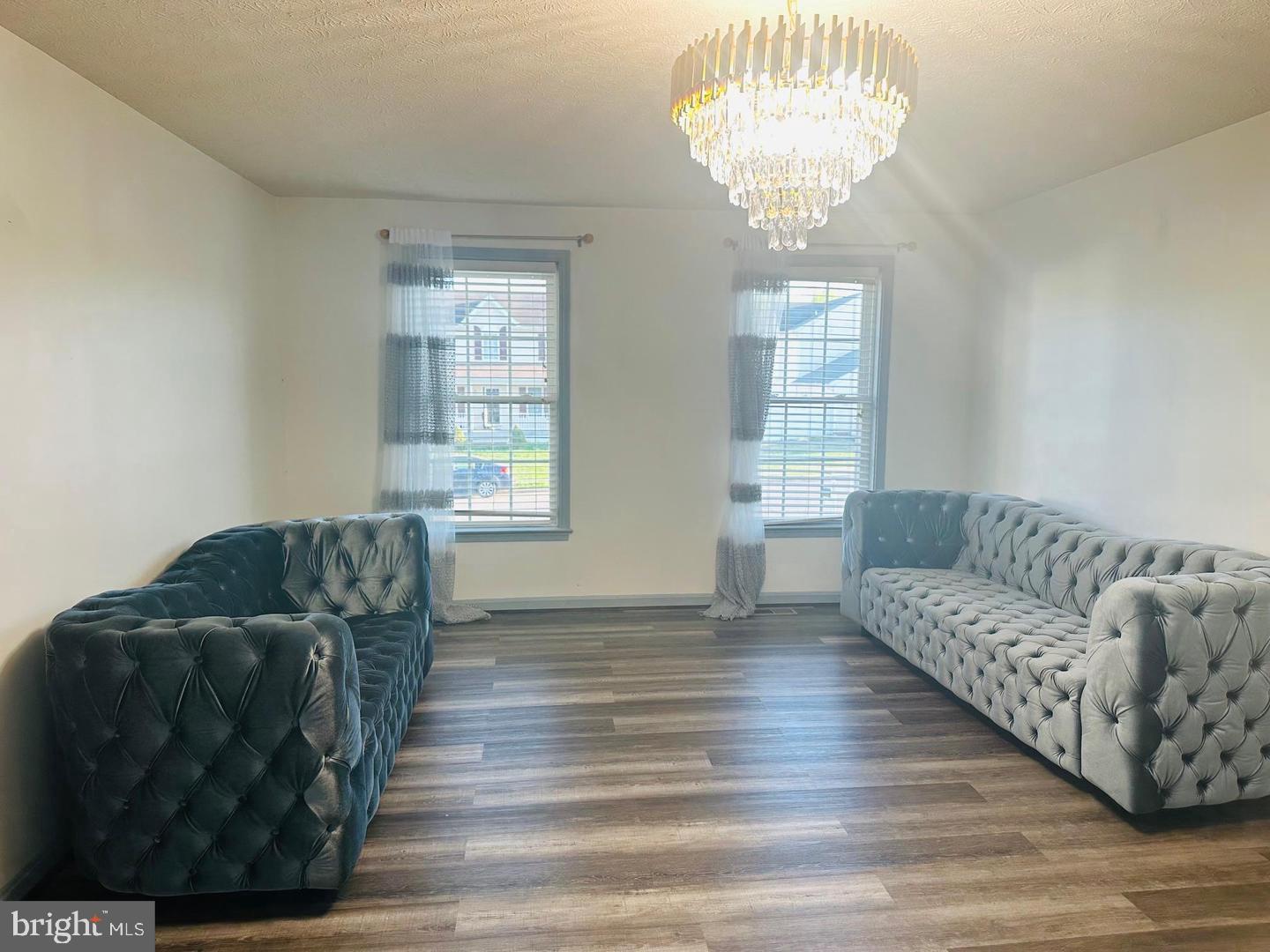 HUNTINGTON MEADOWS - Residential