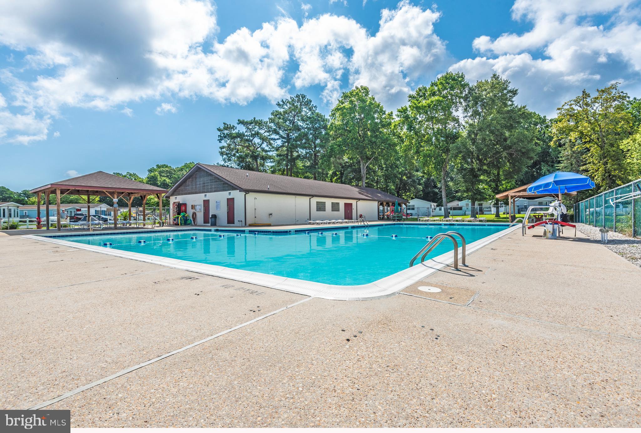 WHITE HORSE PARK II - Residential