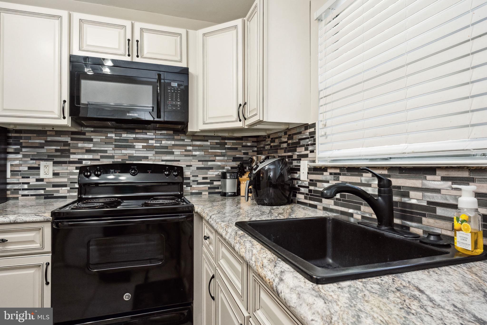 LONDON WOODS - Residential