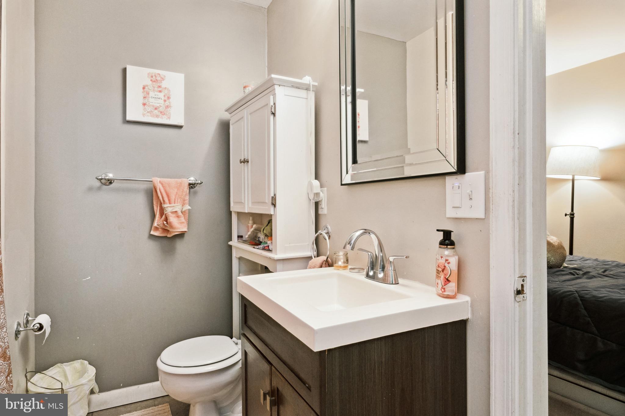 LONDON WOODS - Residential