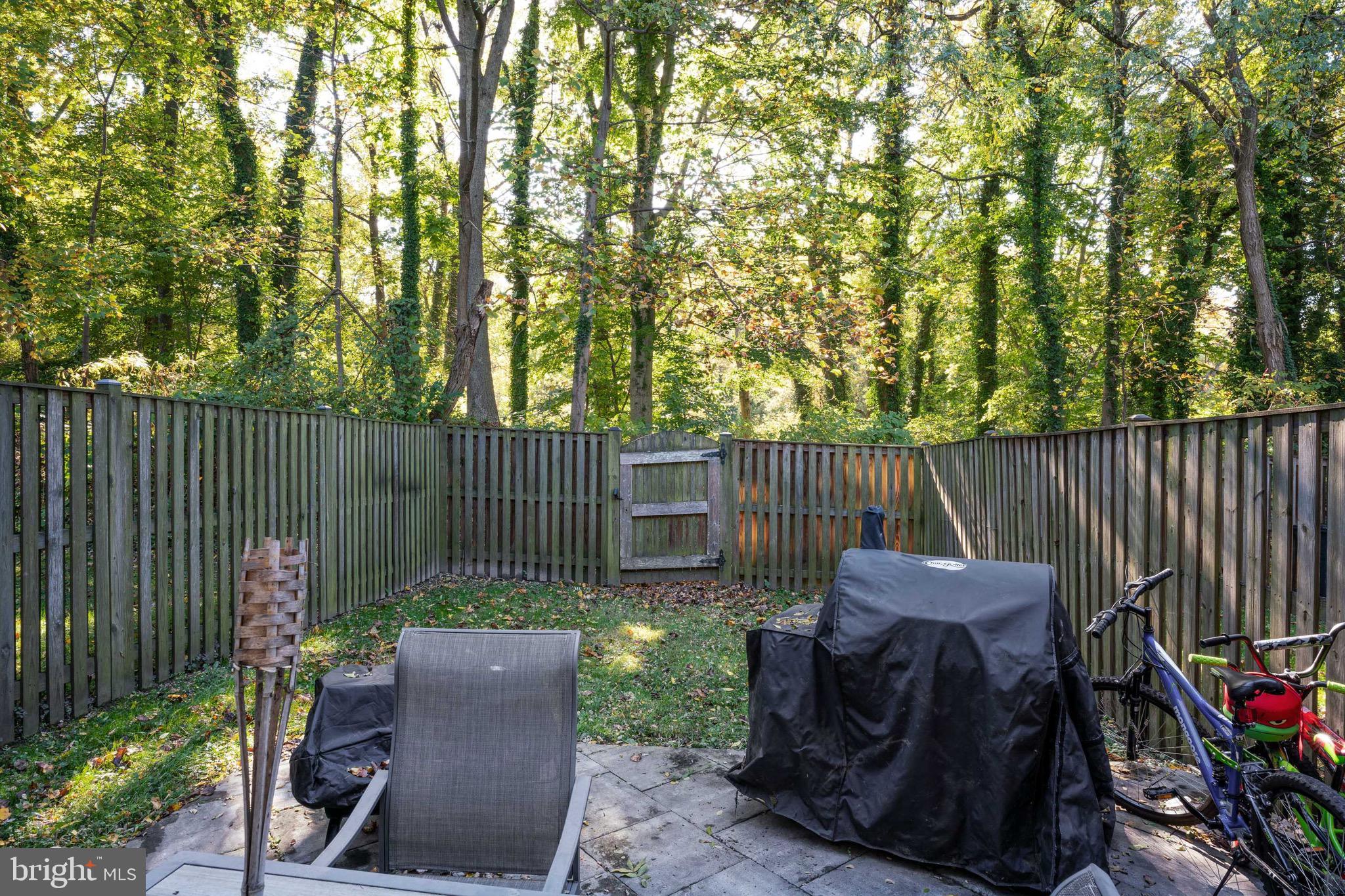 LONDON WOODS - Residential