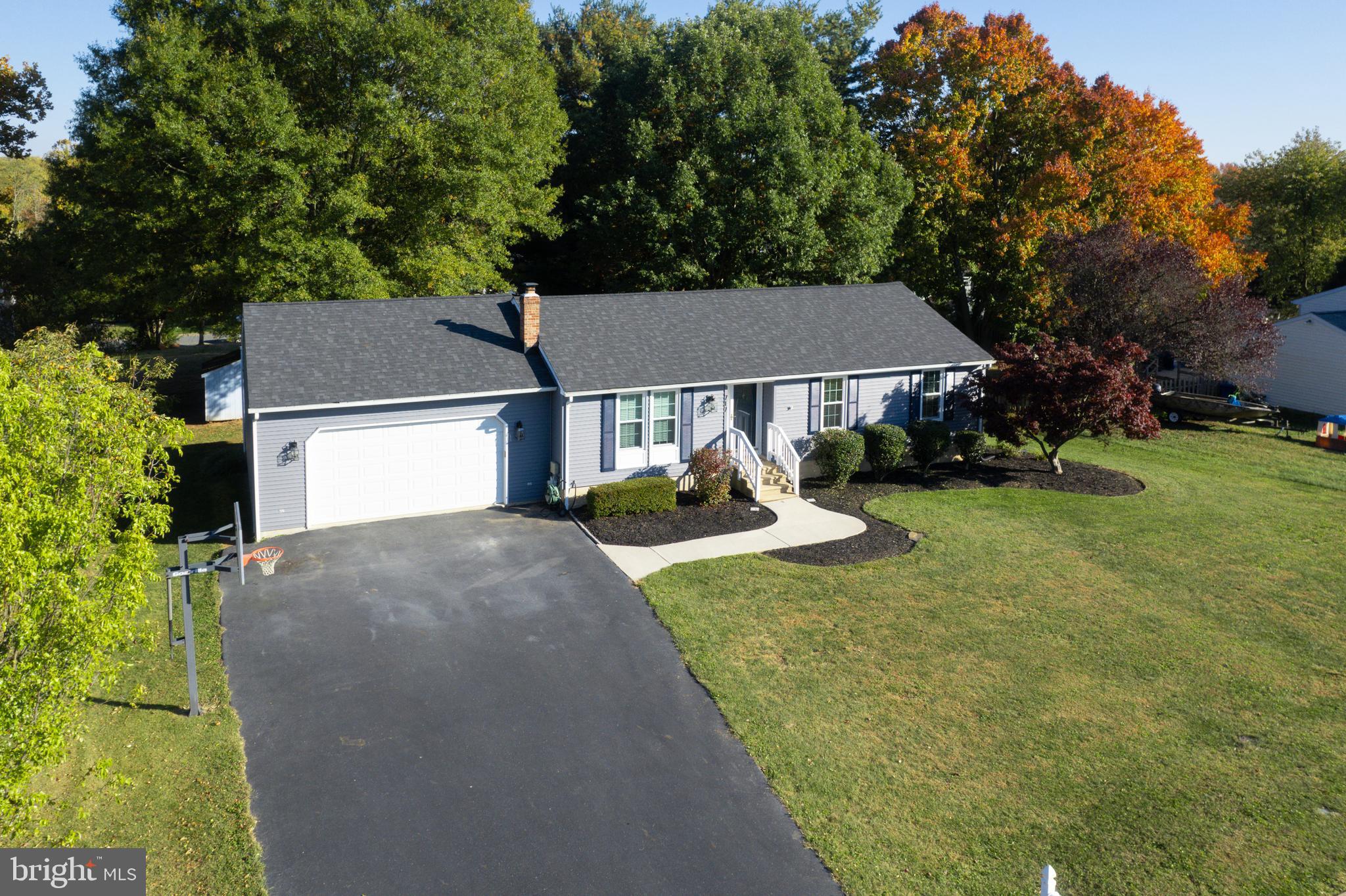 ROYAL EXCHANGE - Residential