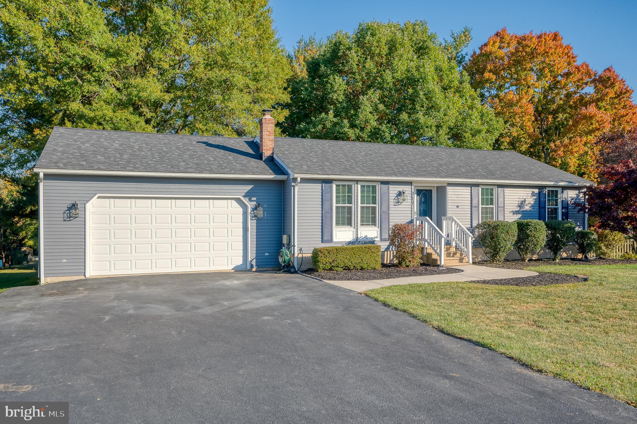 ROYAL EXCHANGE - Residential