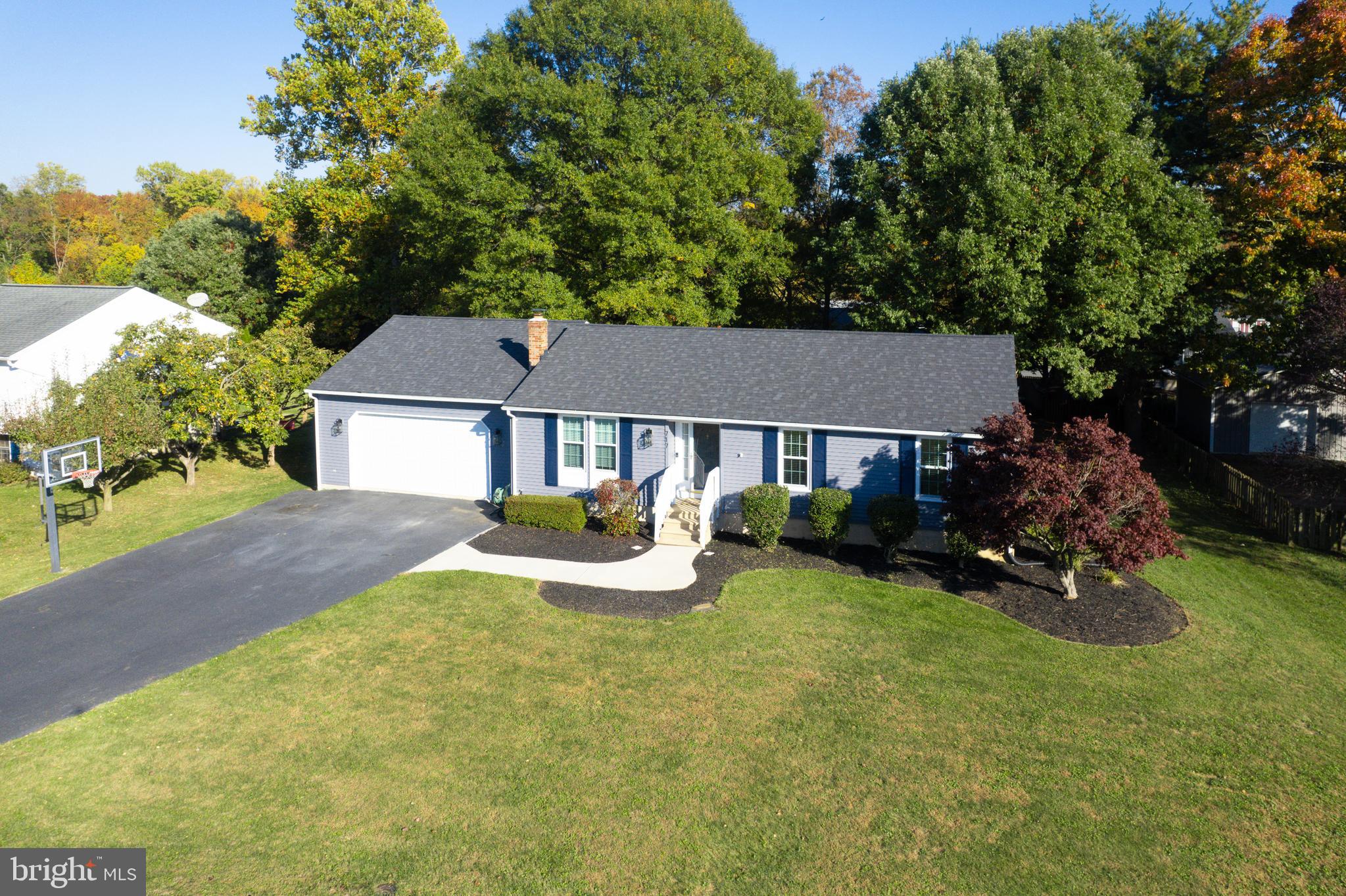 ROYAL EXCHANGE - Residential