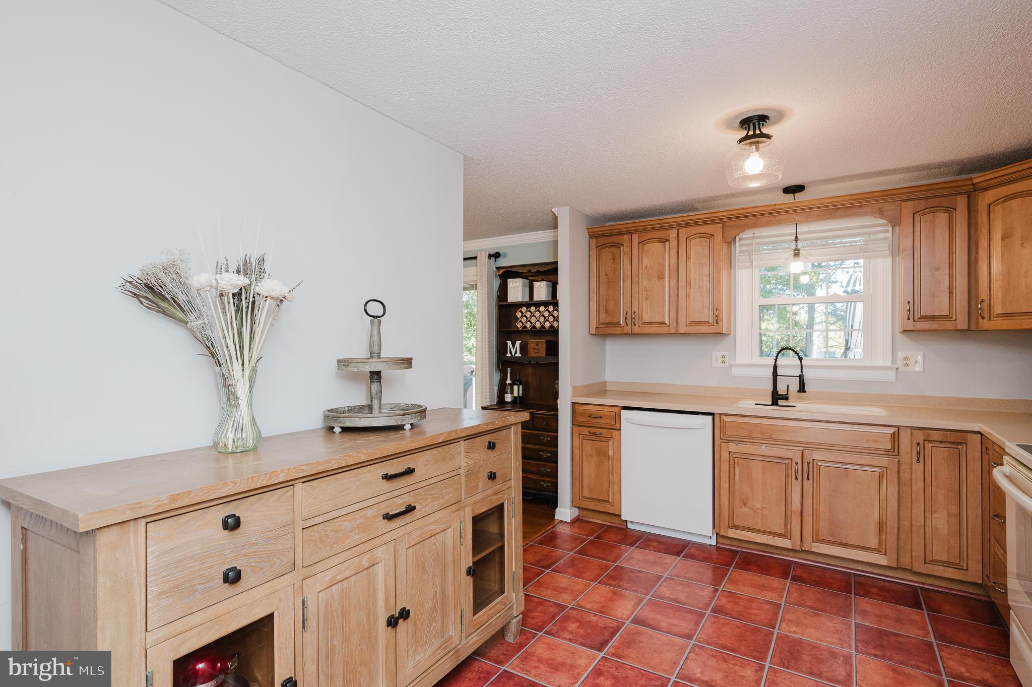 ROYAL EXCHANGE - Residential