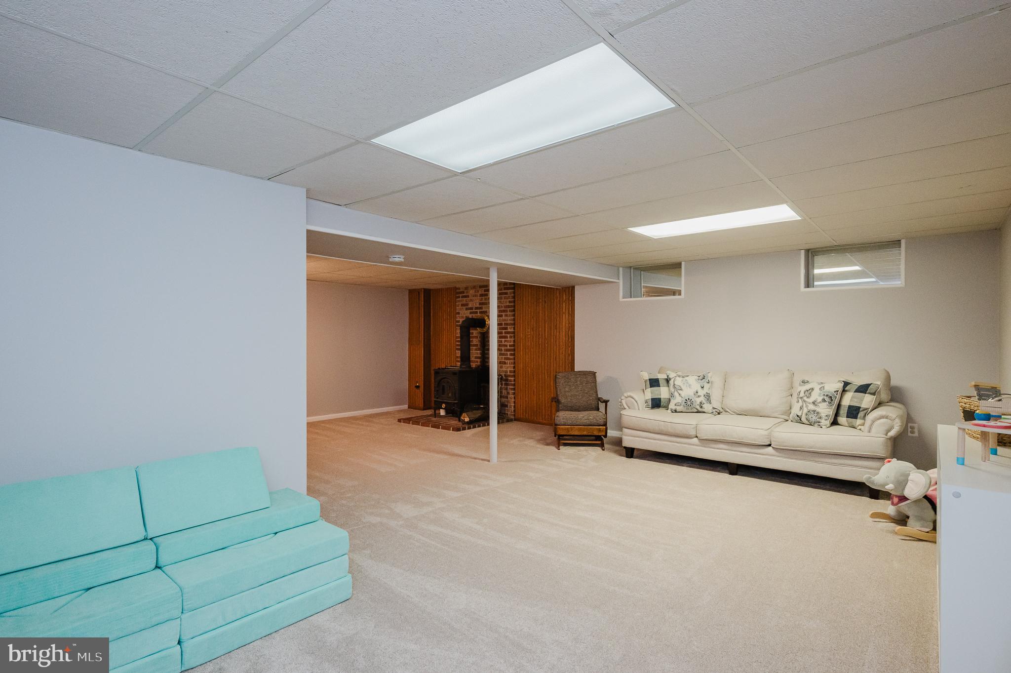 ROYAL EXCHANGE - Residential