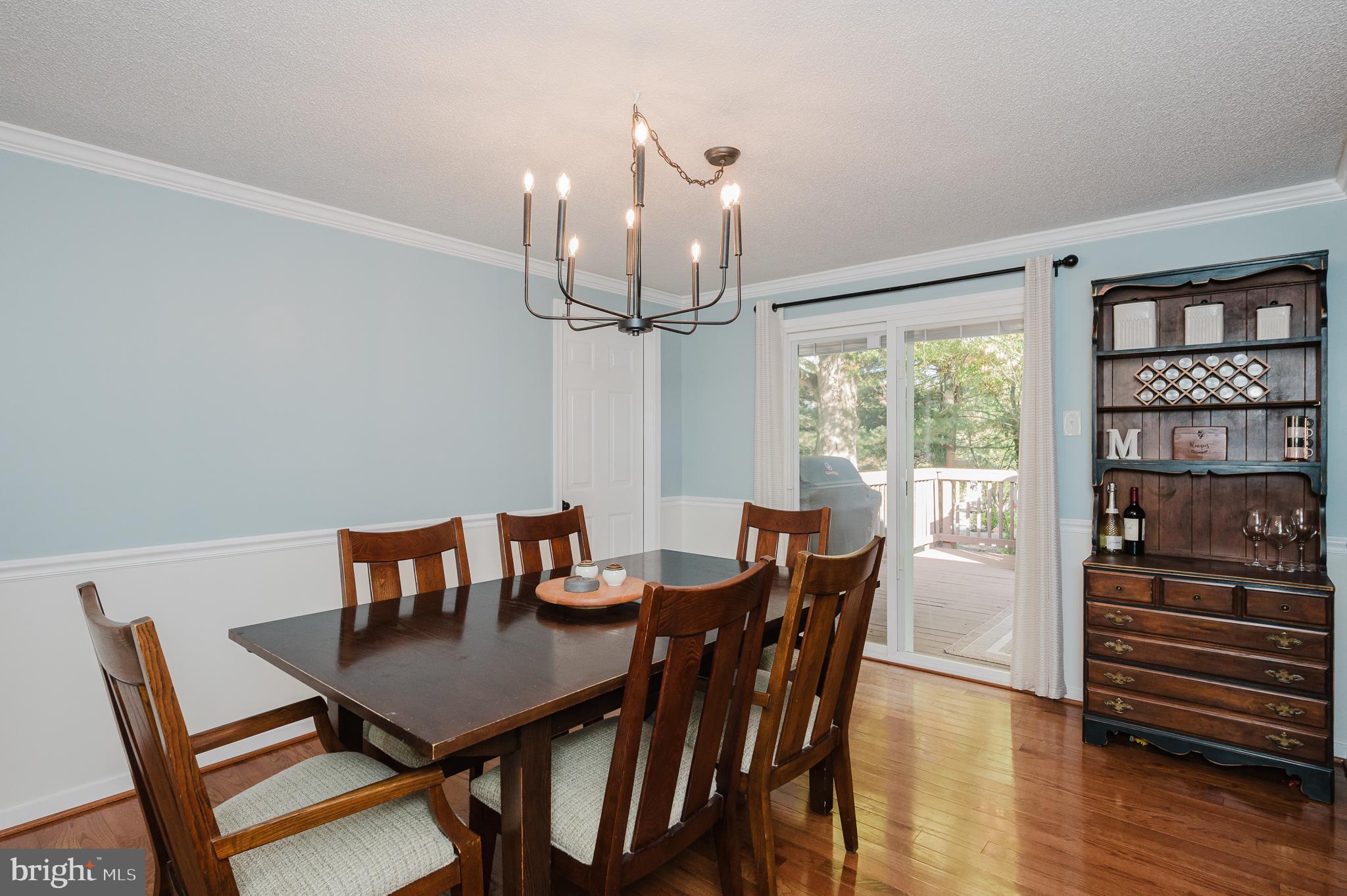 ROYAL EXCHANGE - Residential