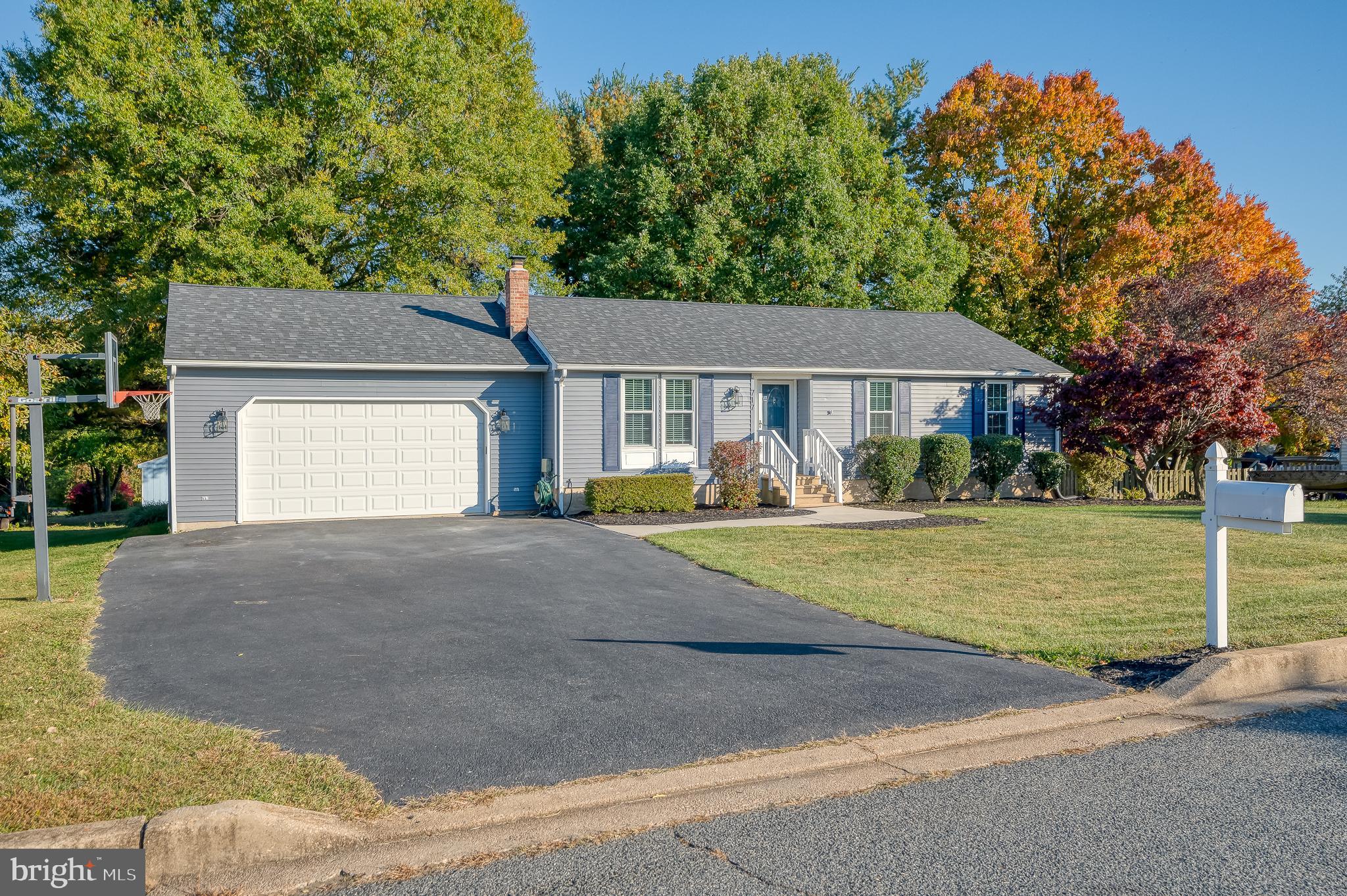 ROYAL EXCHANGE - Residential