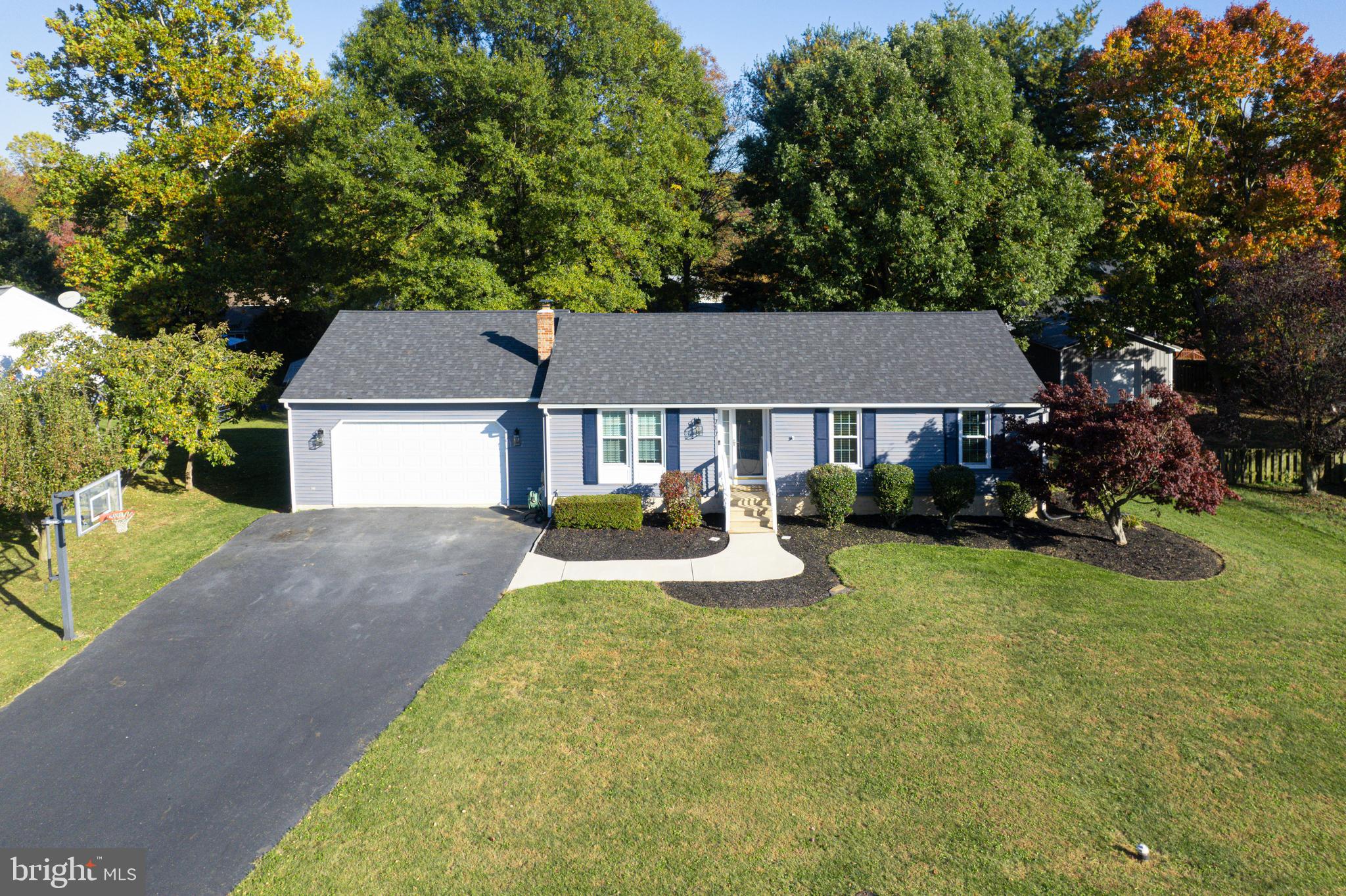 ROYAL EXCHANGE - Residential