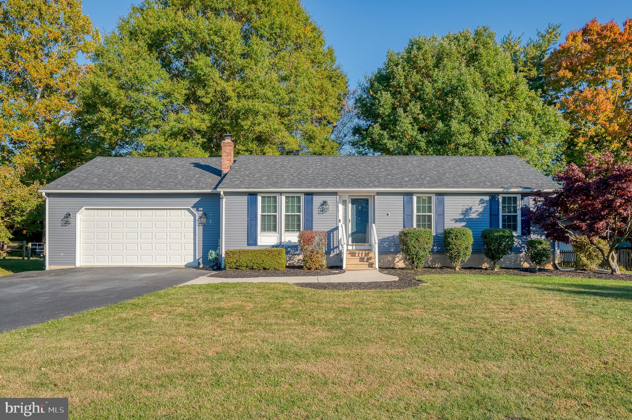 ROYAL EXCHANGE - Residential