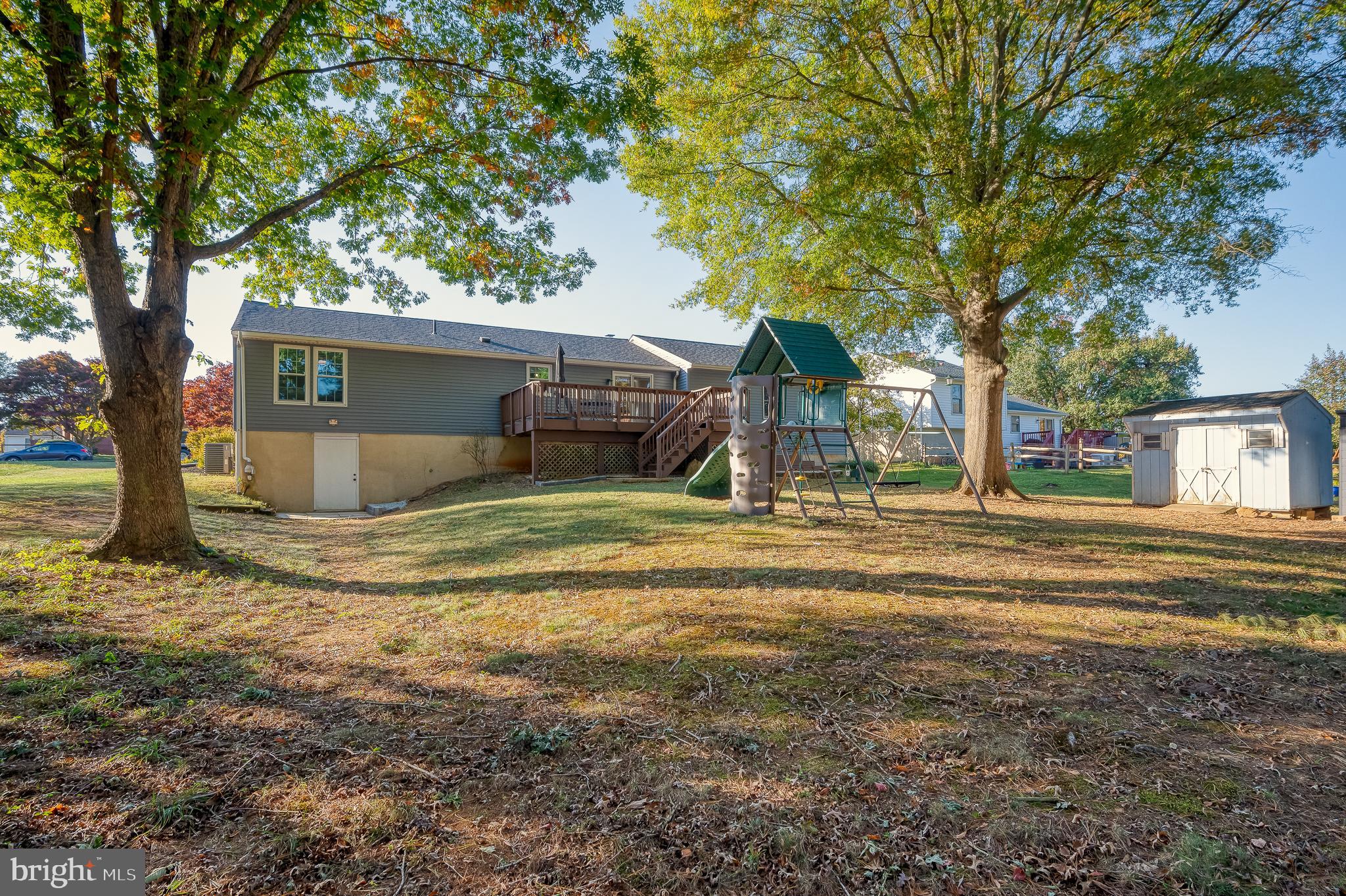 ROYAL EXCHANGE - Residential
