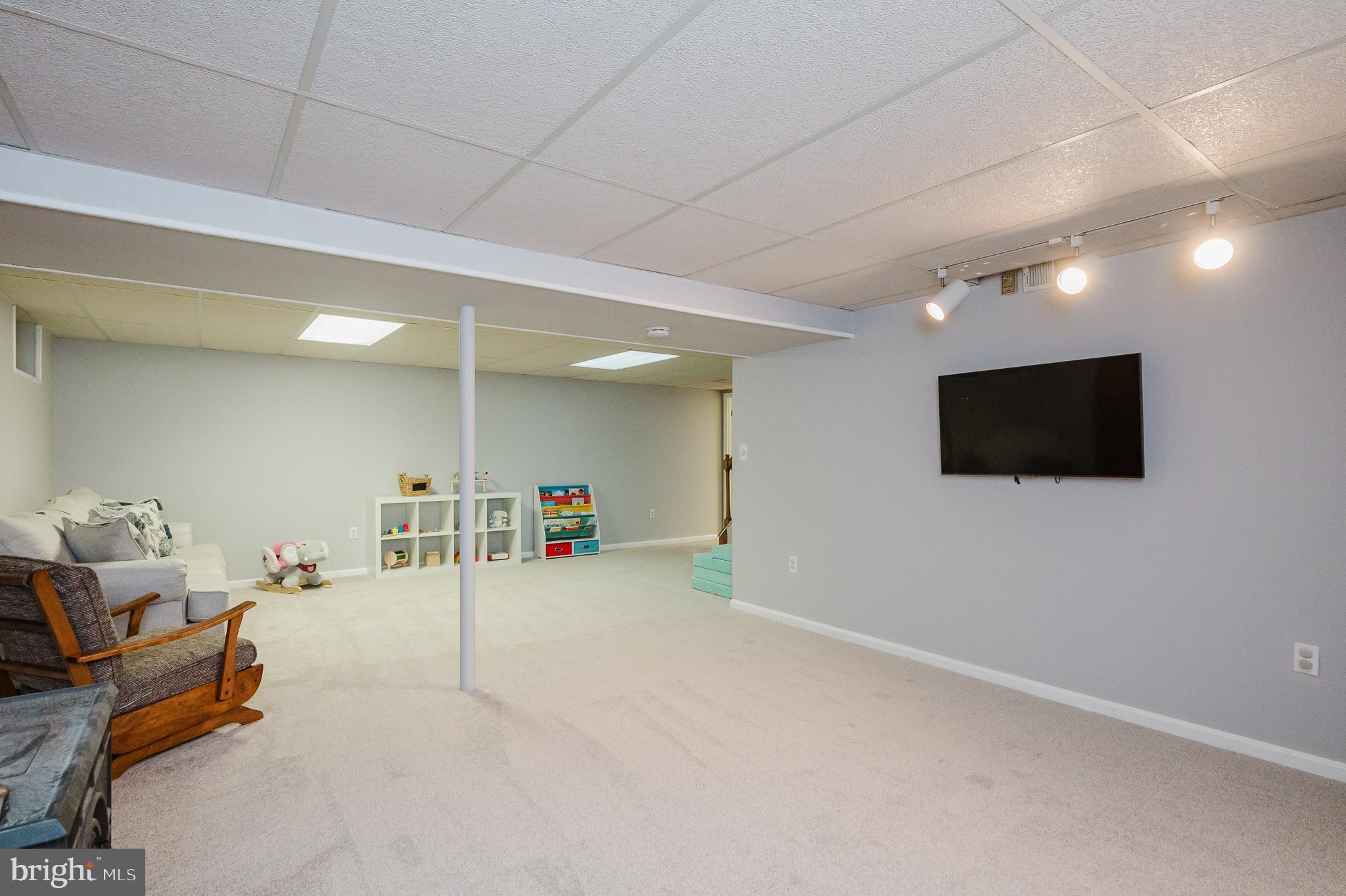 ROYAL EXCHANGE - Residential