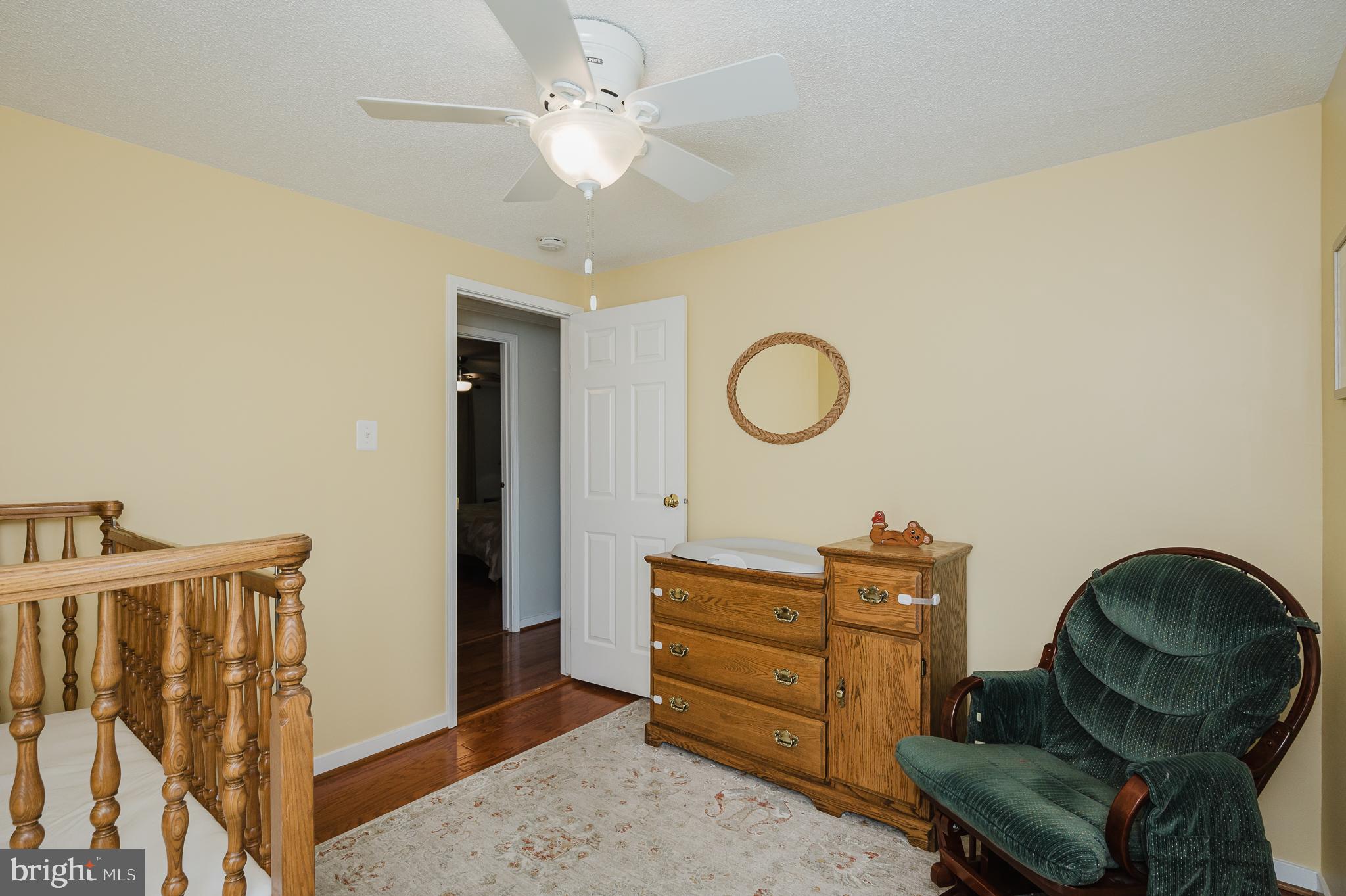 ROYAL EXCHANGE - Residential