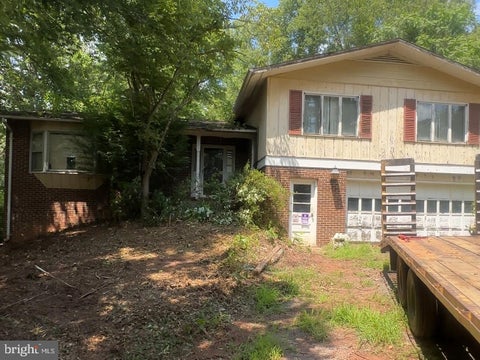 Homes For Sale - 14327 Aden Road<br/> NOKESVILLE, VA 20181