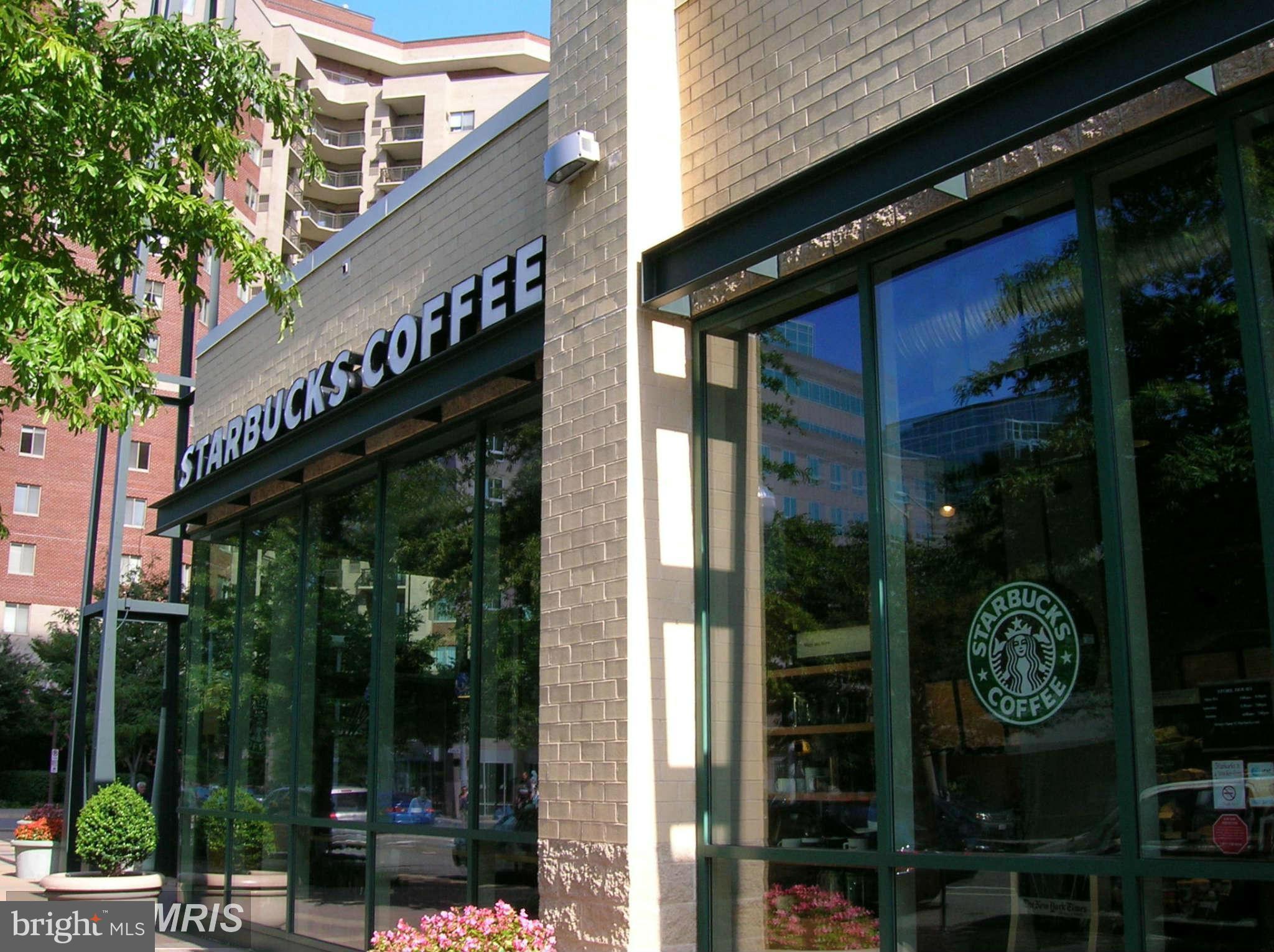 VIRGINIA SQUARE - Residential Lease