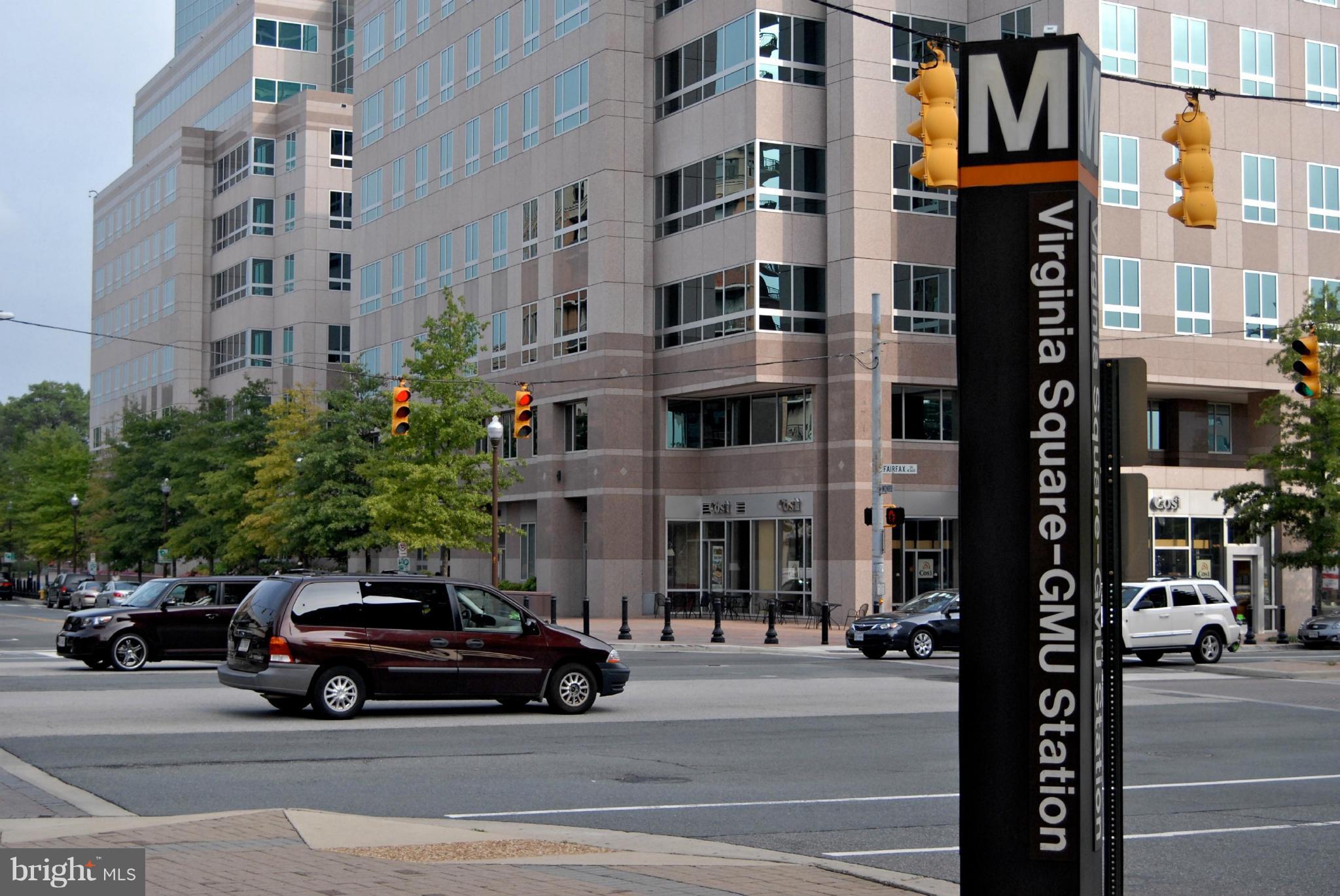 VIRGINIA SQUARE - Residential Lease