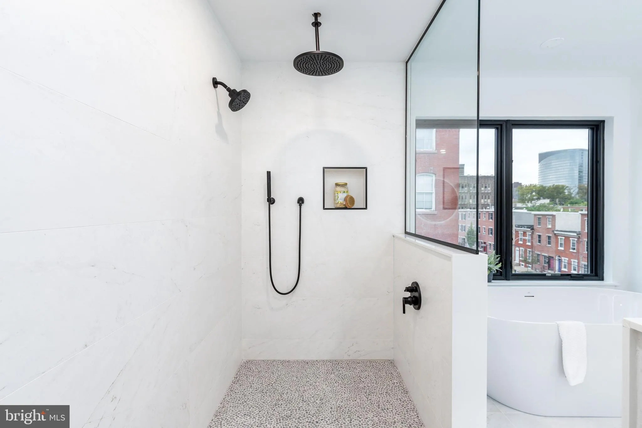 Philadelphia, Pennsylvania 19146, United States, 4 Bedrooms Bedrooms, ,4 BathroomsBathrooms,Residential,Active,38801