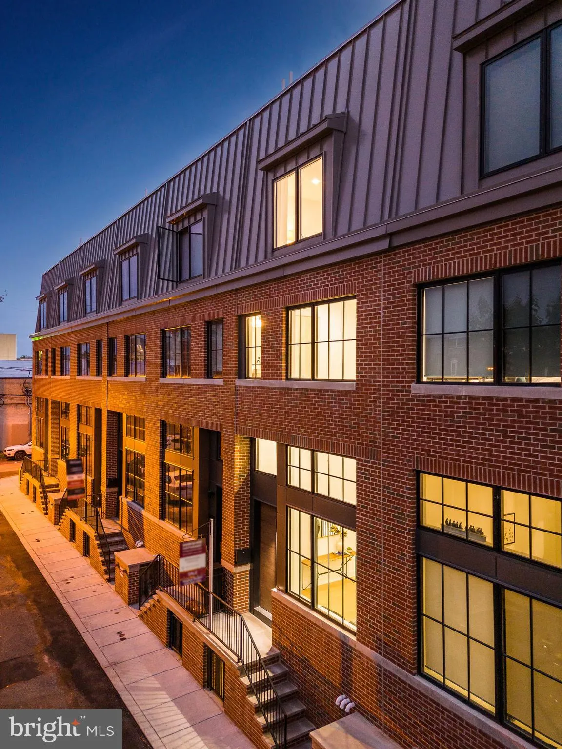 Philadelphia, Pennsylvania 19146, United States, 4 Bedrooms Bedrooms, ,4 BathroomsBathrooms,Residential,Active,38801