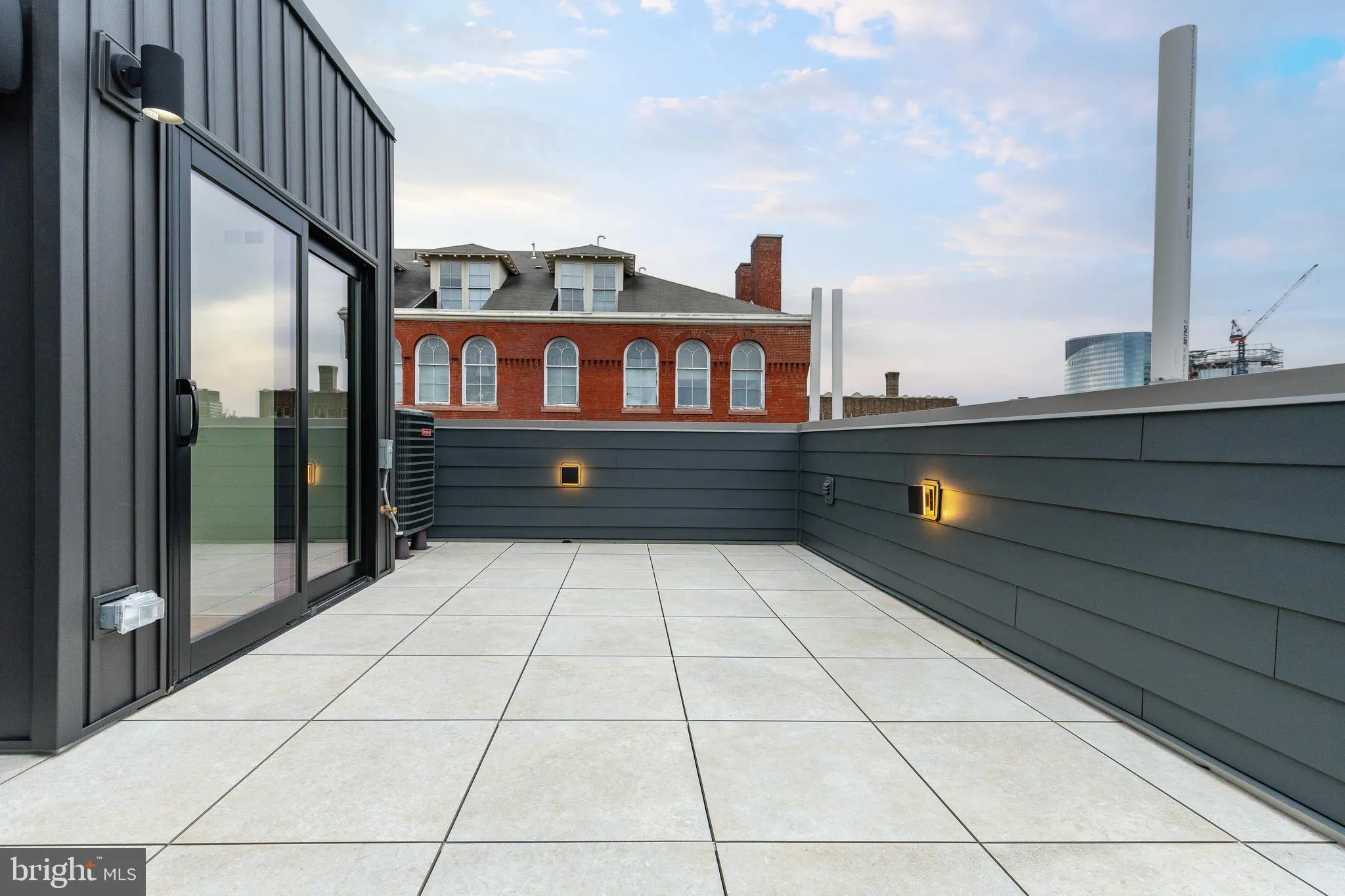 Philadelphia, Pennsylvania 19146, United States, 4 Bedrooms Bedrooms, ,4 BathroomsBathrooms,Residential,Active,38801