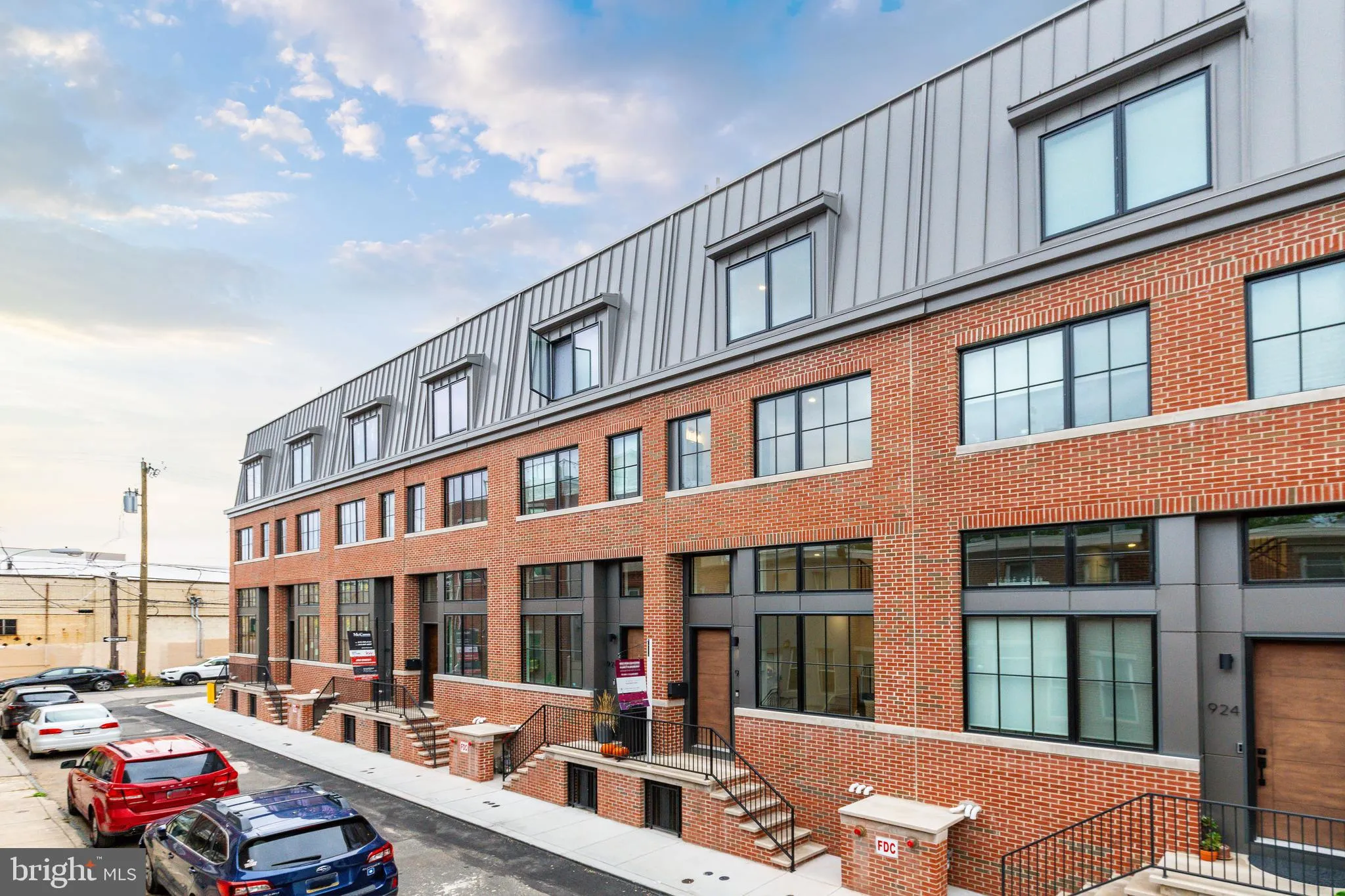 Philadelphia, Pennsylvania 19146, United States, 4 Bedrooms Bedrooms, ,4 BathroomsBathrooms,Residential,Active,38801