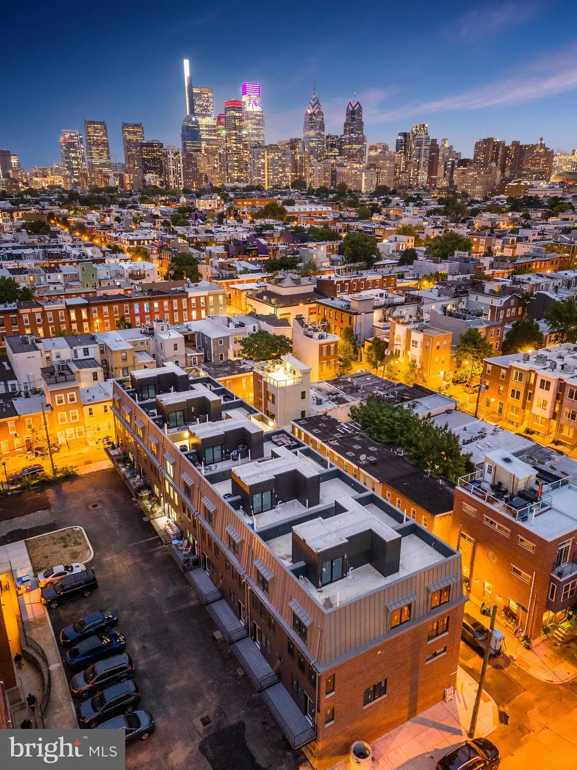 Philadelphia, Pennsylvania 19146, United States, 4 Bedrooms Bedrooms, ,4 BathroomsBathrooms,Residential,Active,38801