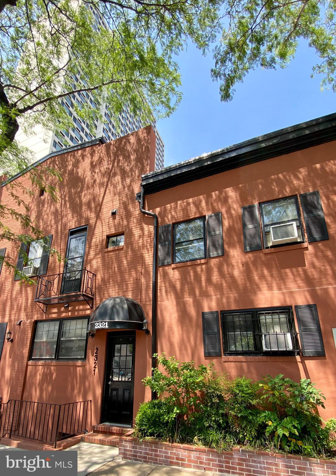 RITTENHOUSE SQUARE - Residential Lease