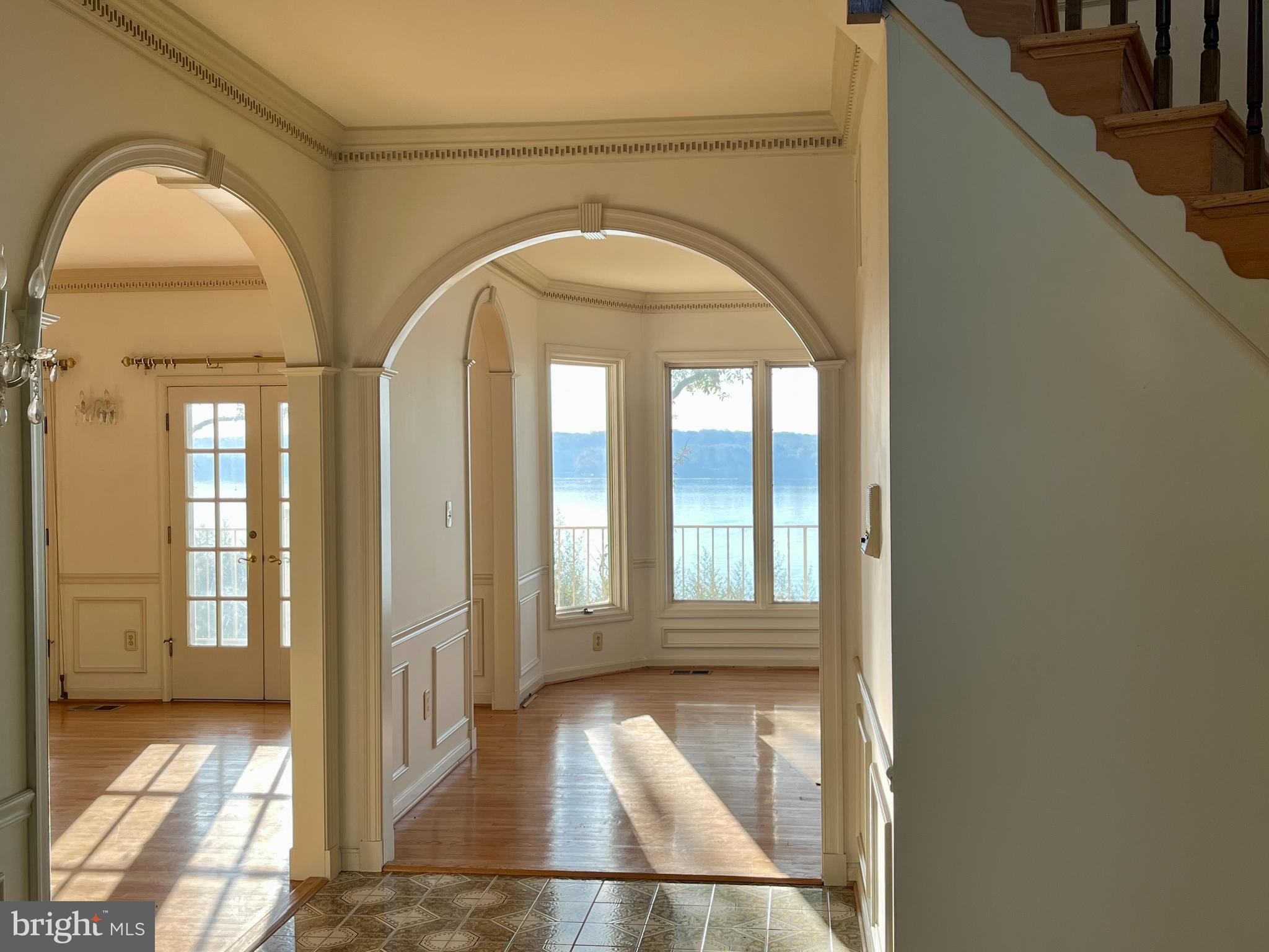 BELLE RIVE - Residential