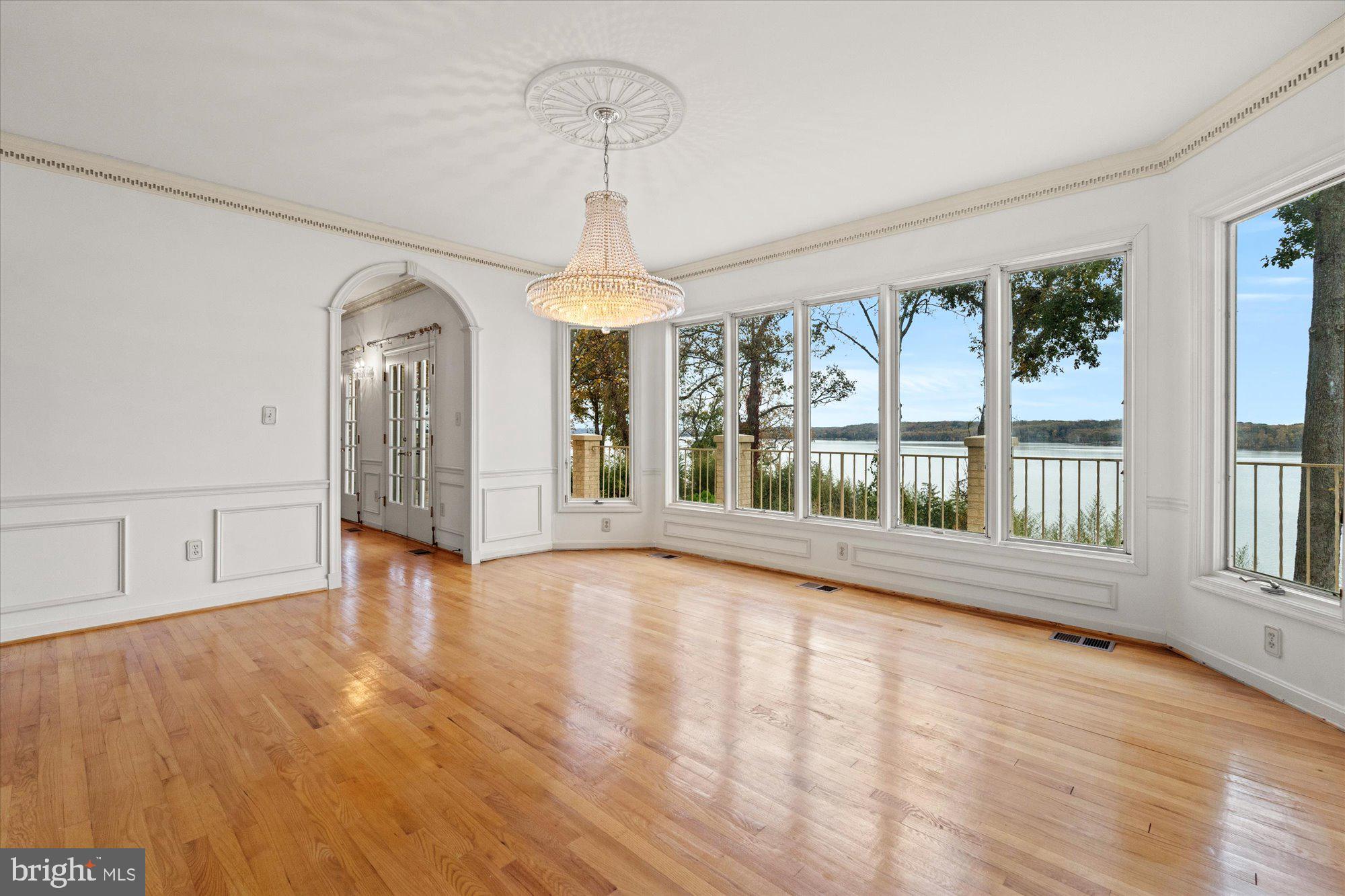 BELLE RIVE - Residential