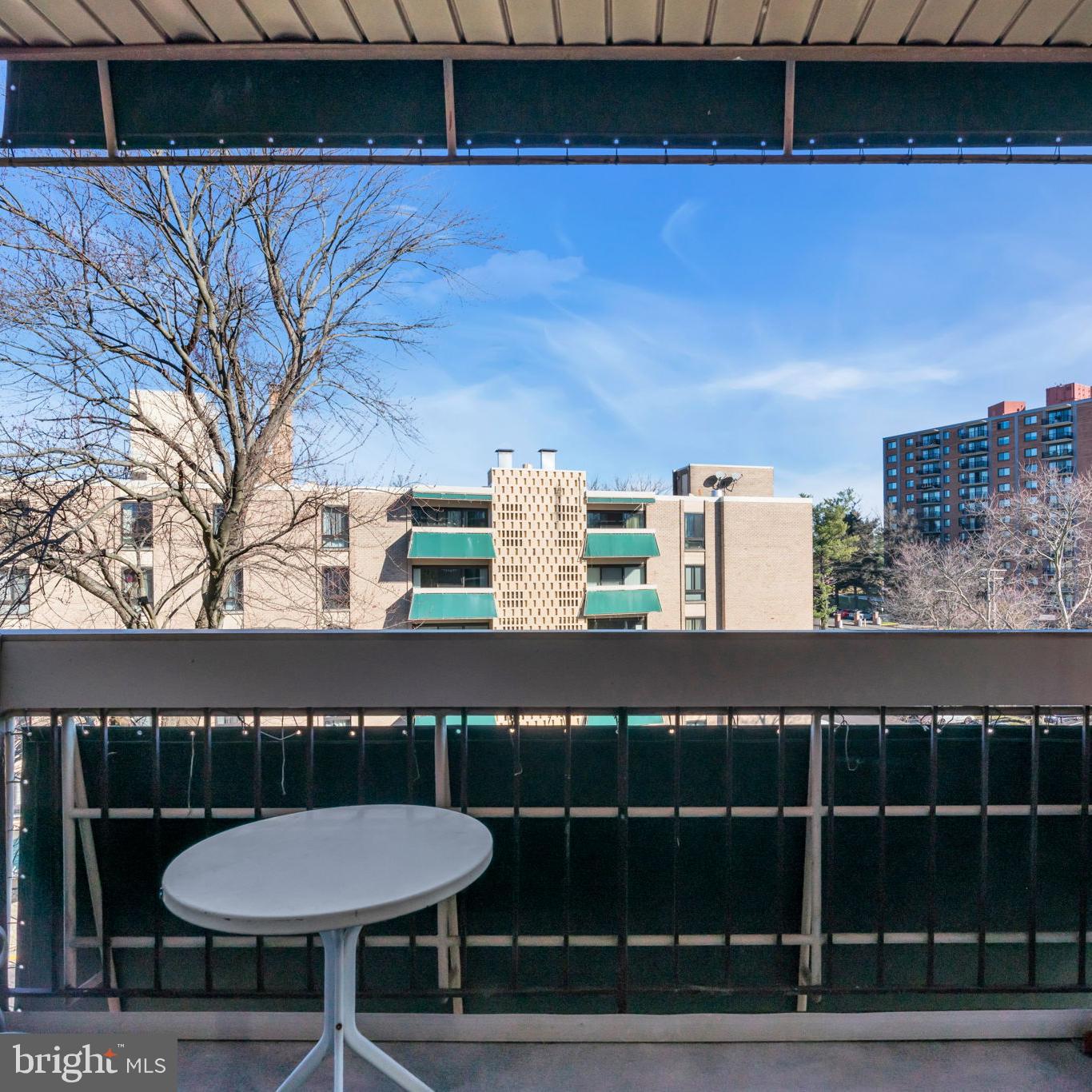 LAFAYETTE PARK CONDOMINIUM - Residential