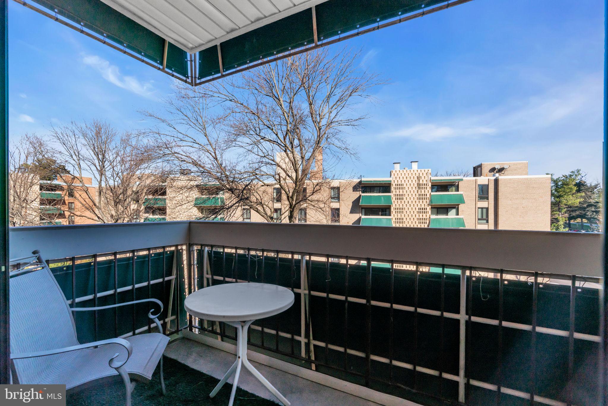 LAFAYETTE PARK CONDOMINIUM - Residential