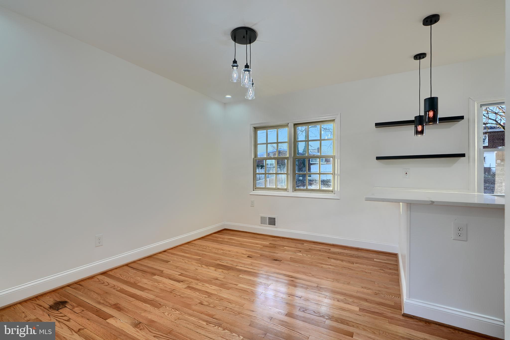 ROBIN HILLS - Residential