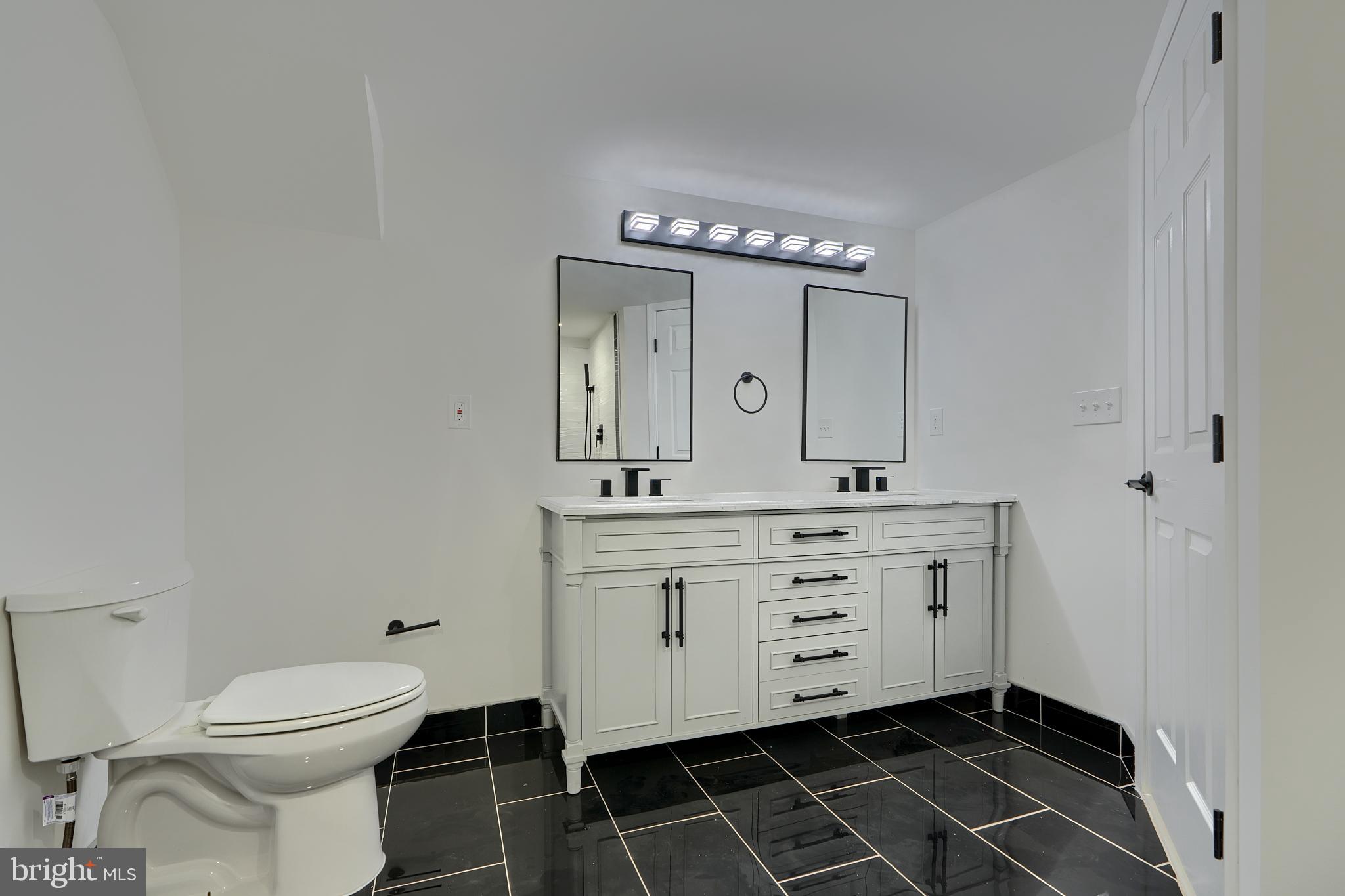 ROBIN HILLS - Residential