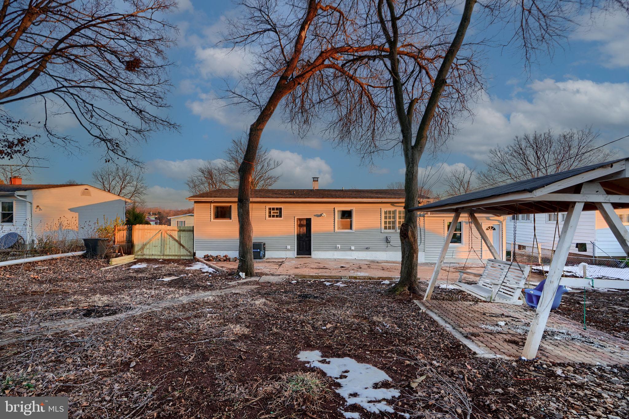 ROBIN HILLS - Residential