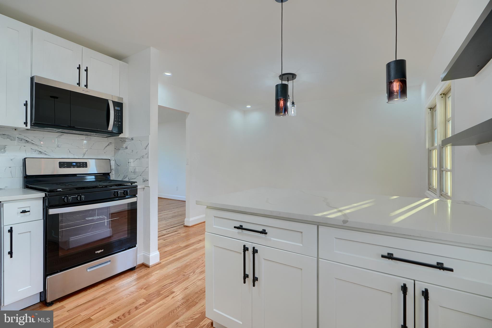 ROBIN HILLS - Residential