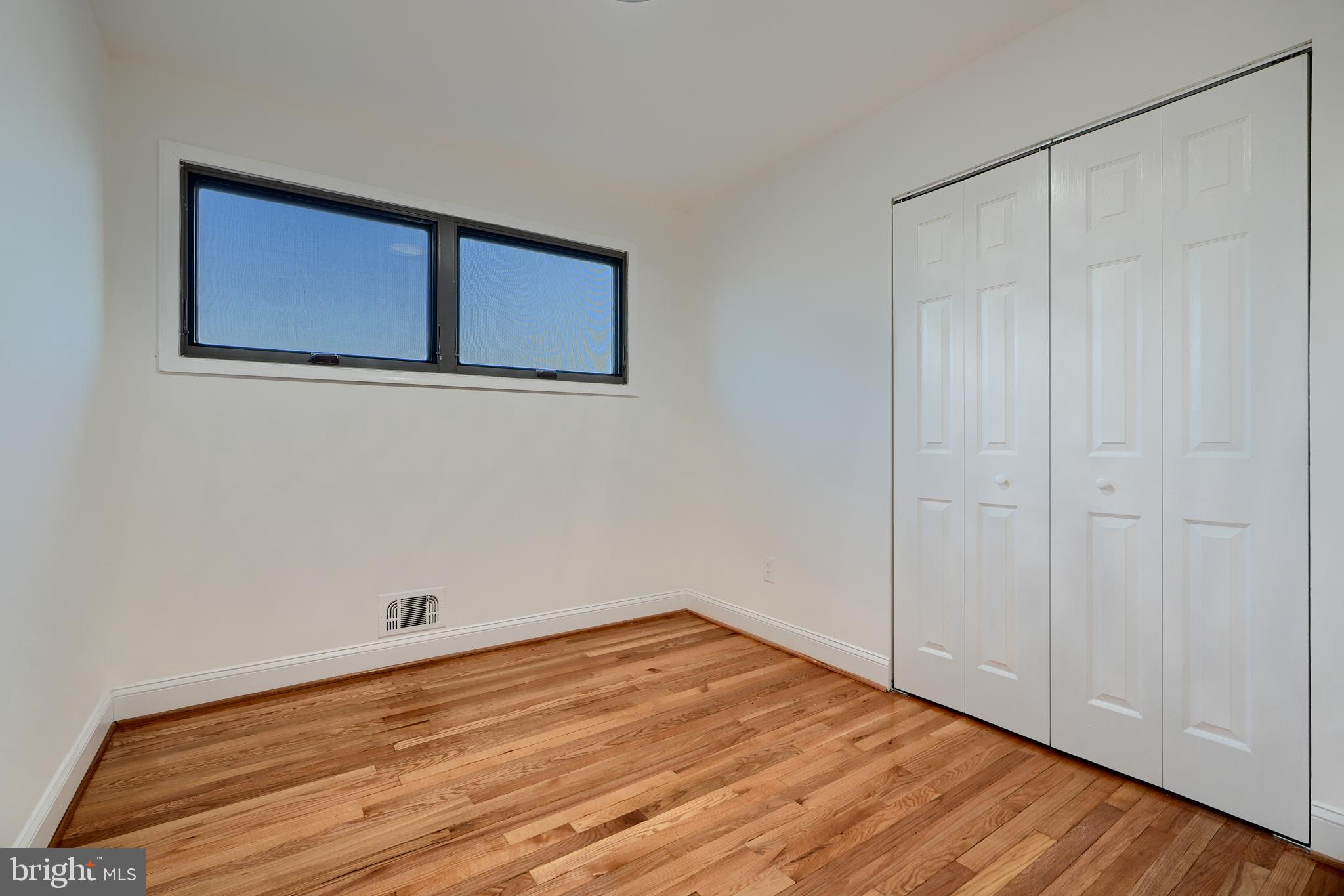 ROBIN HILLS - Residential