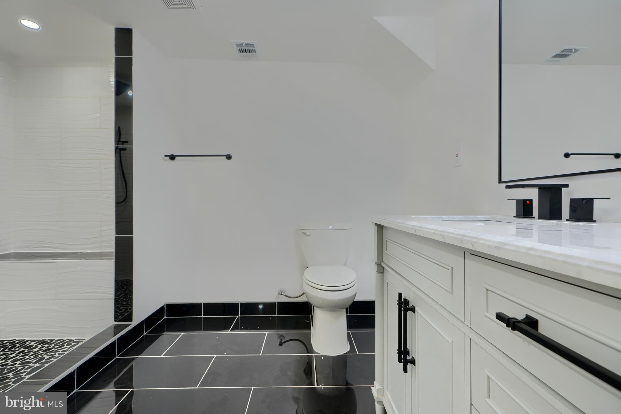 ROBIN HILLS - Residential