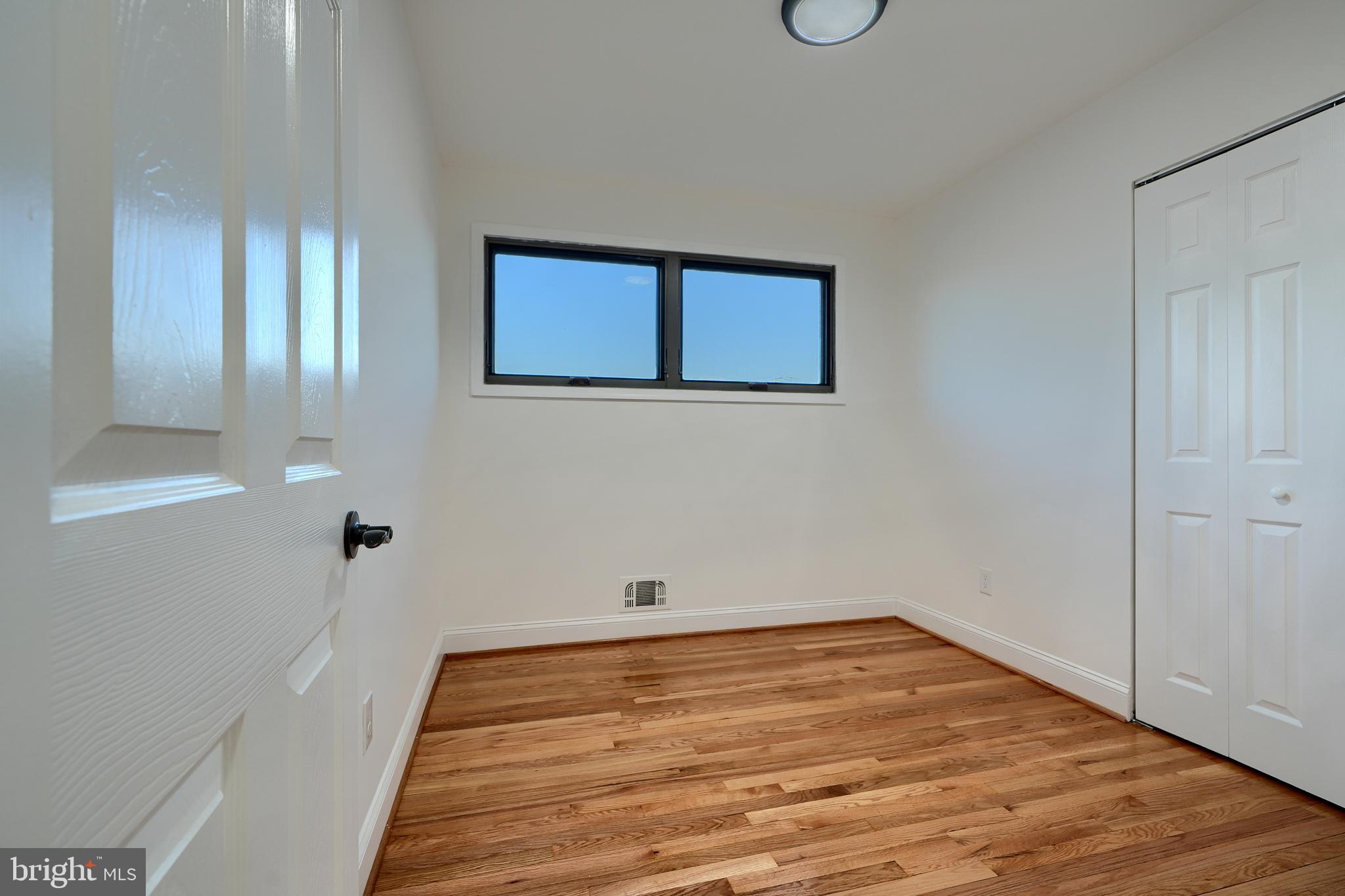 ROBIN HILLS - Residential