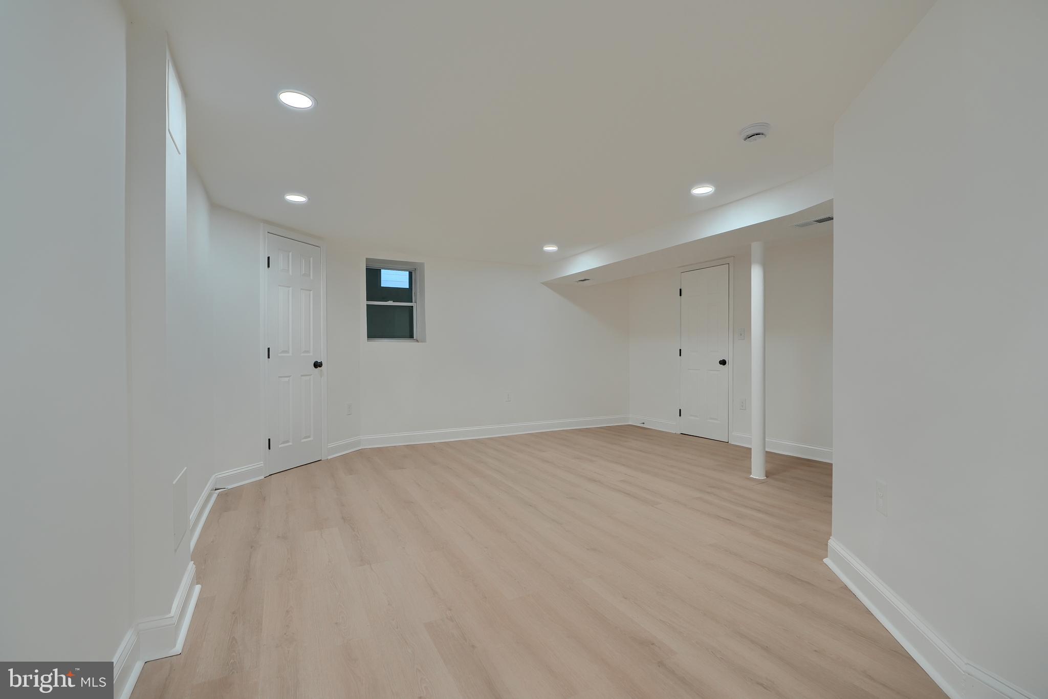 ROBIN HILLS - Residential