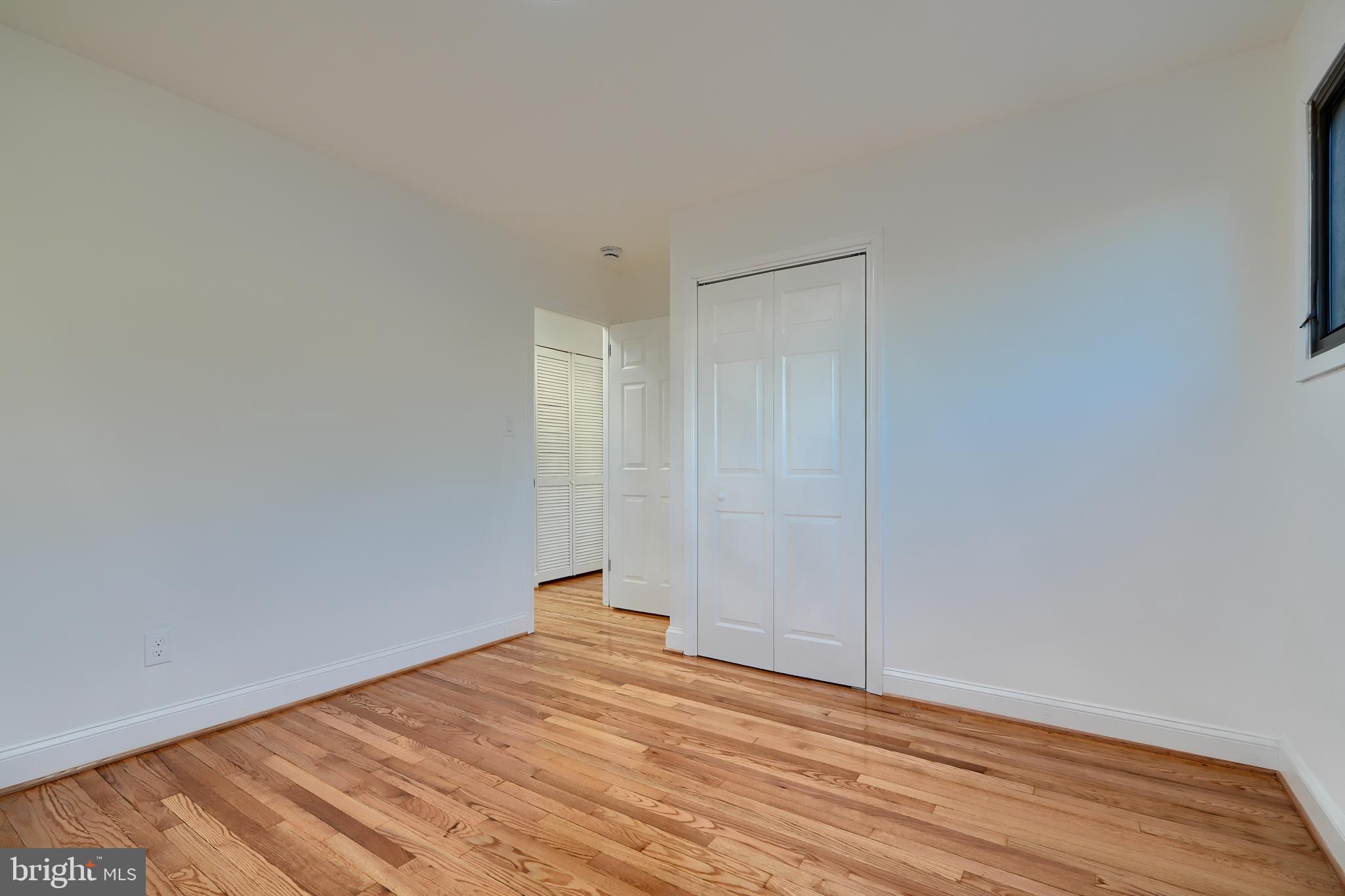 ROBIN HILLS - Residential