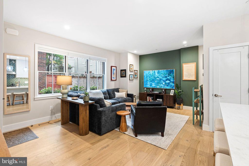 Photo of 1215 Addison Walk, PHILADELPHIA, PA 19147 (MLS # PAPH2582310)