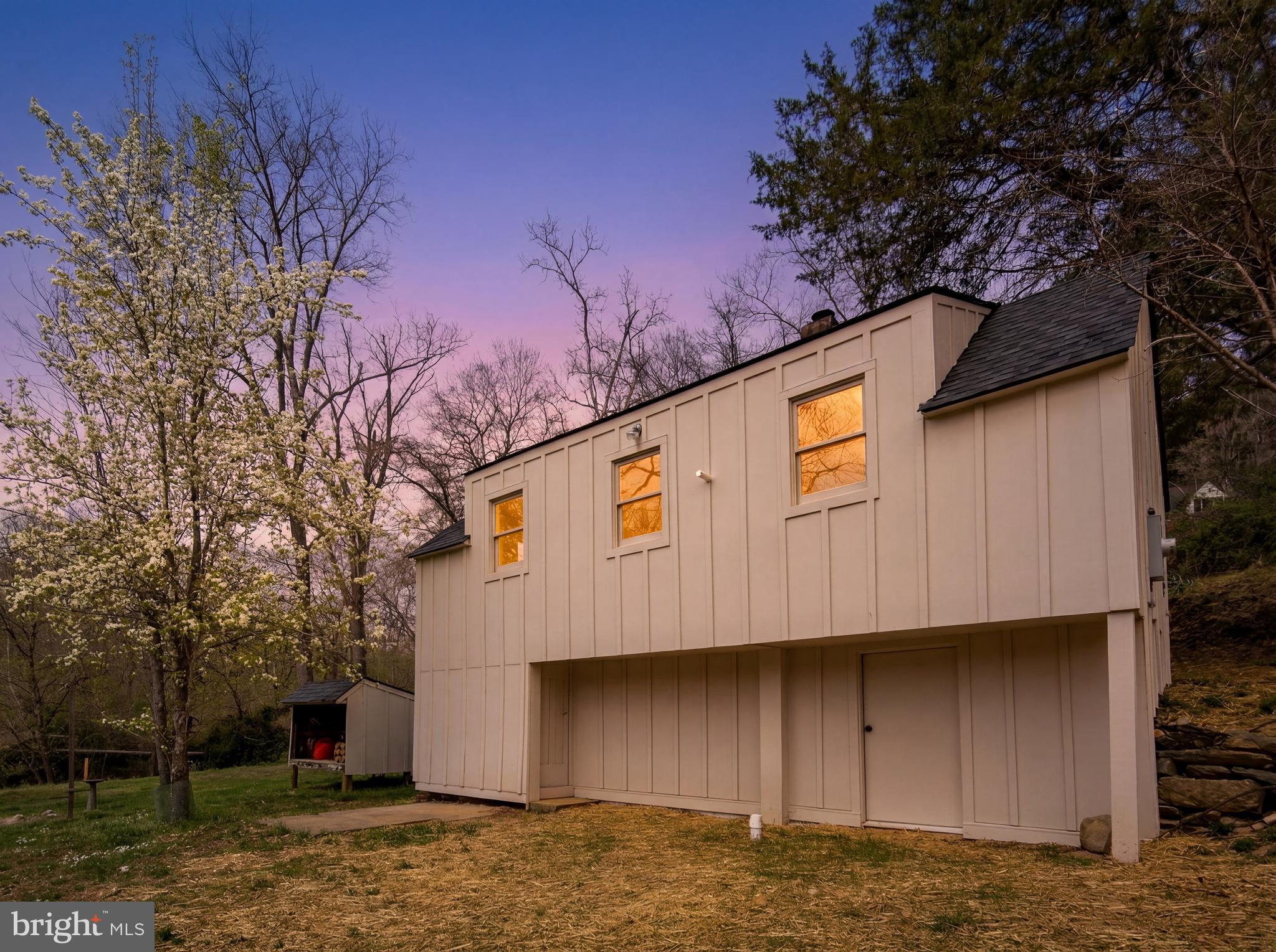 37905 SNICKERSVILLE TURNPIKE